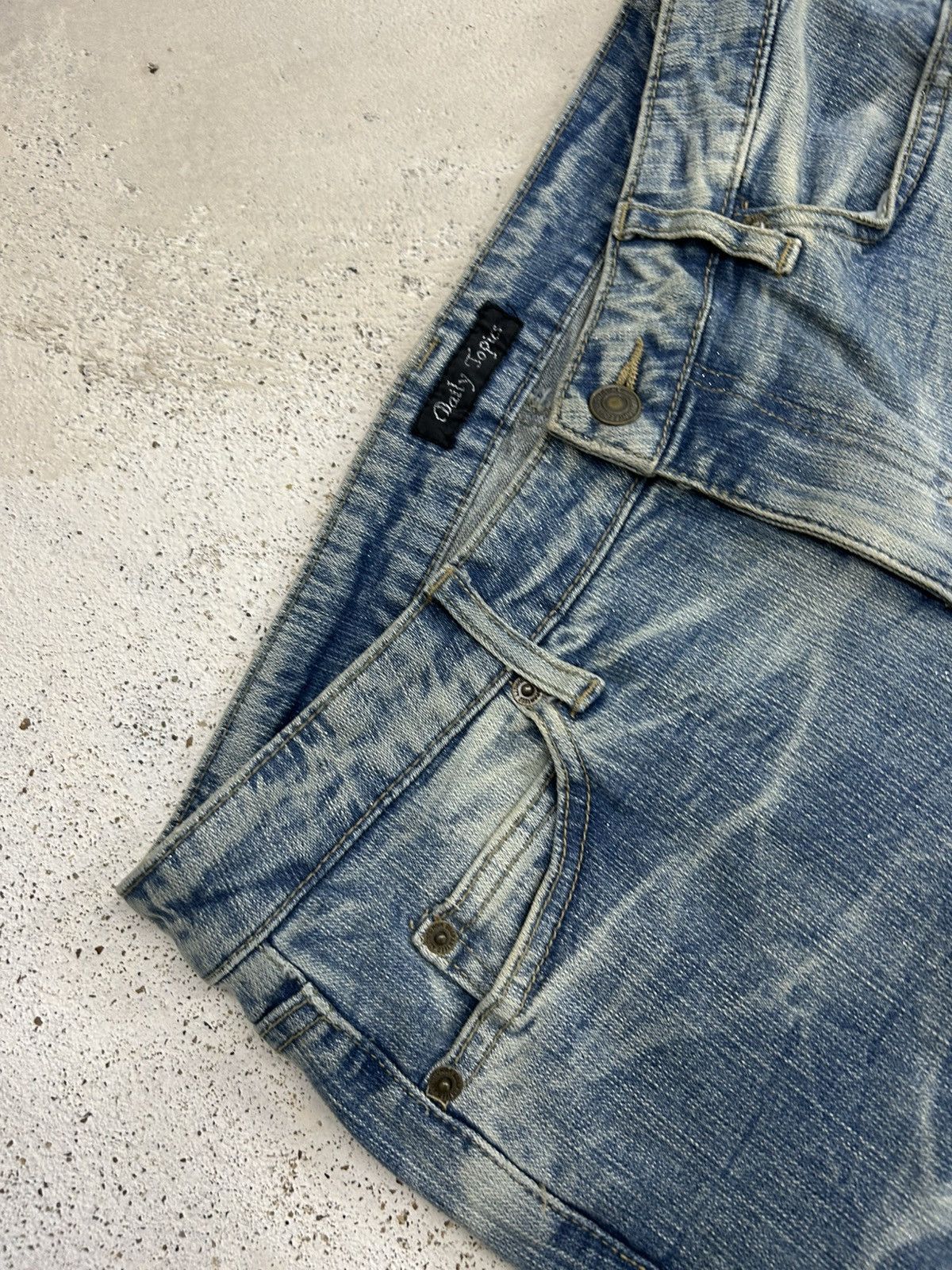 Le Grande Bleu (L.G.B.) Vintage Daily Topics Flare Striking Washed Denim Size US 30 / EU 46 - 8 Thumbnail