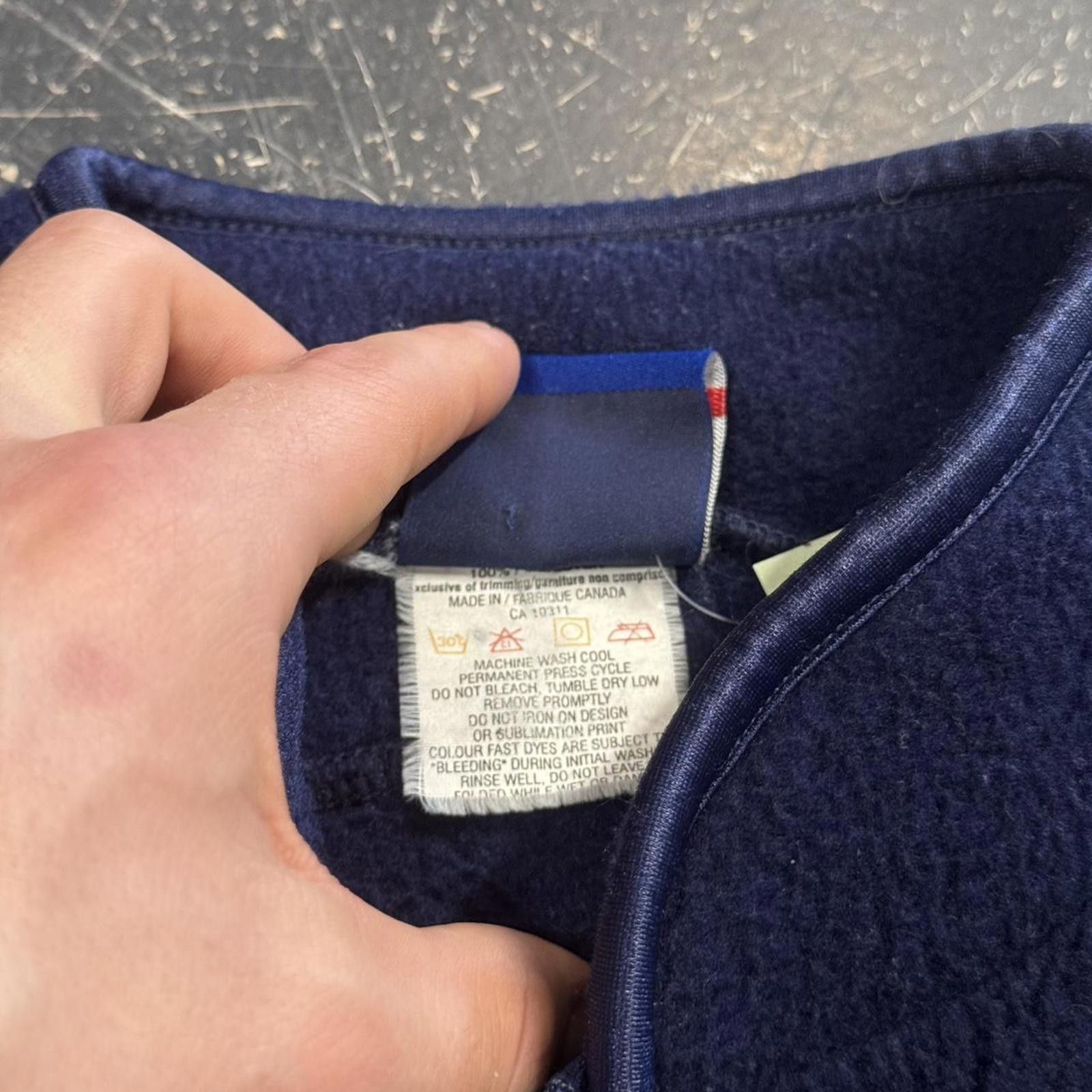 Umbro Vintage 90s Umbro Blue Zip Up Fleece Size US L / EU 52-54 / 3 - 5 Thumbnail