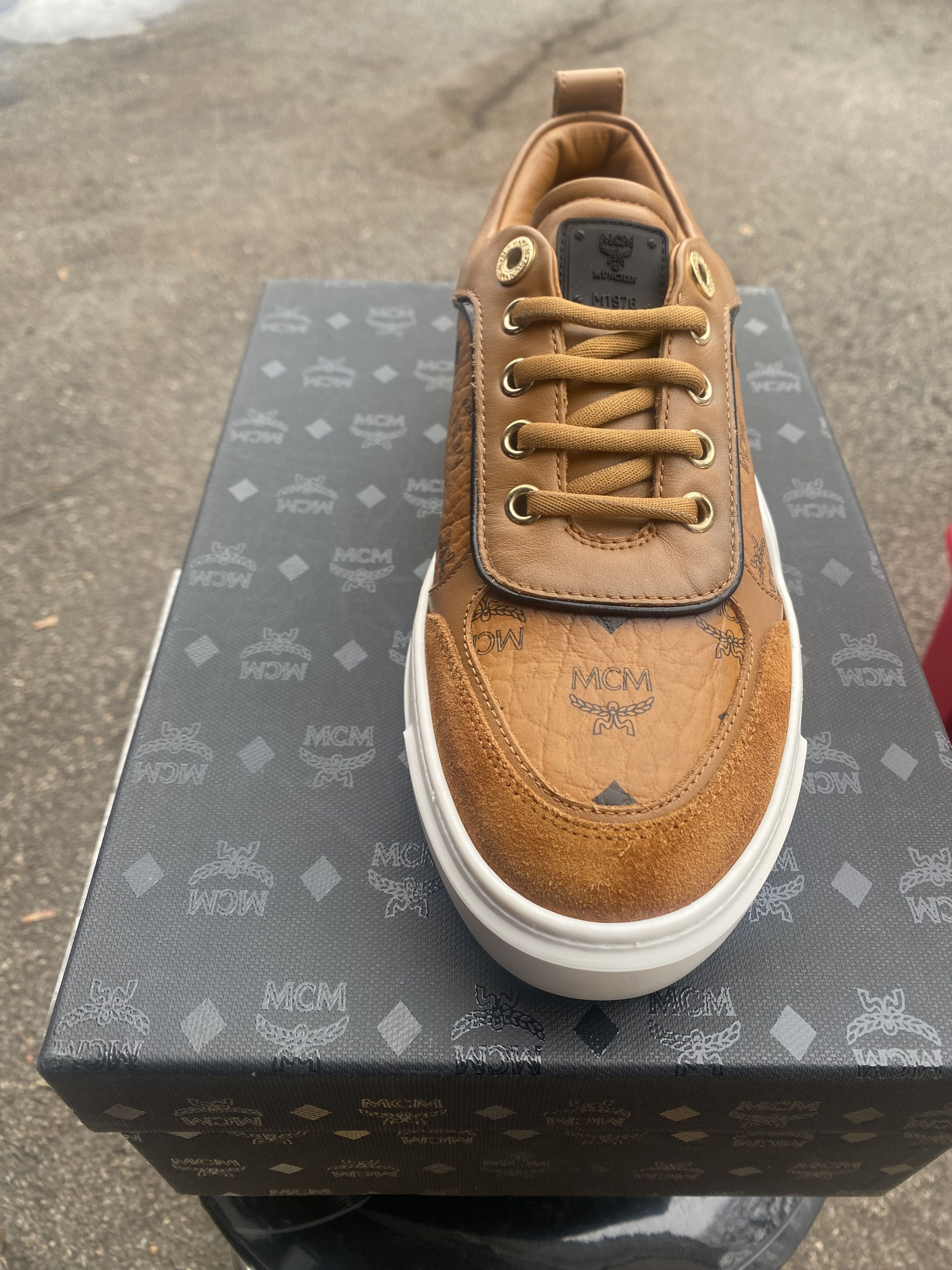 MCM MCM Low Top Sneakers Brown Beige 36 EU 5.5 US Size US 5.5 / IT 35.5 - 2 Thumbnail