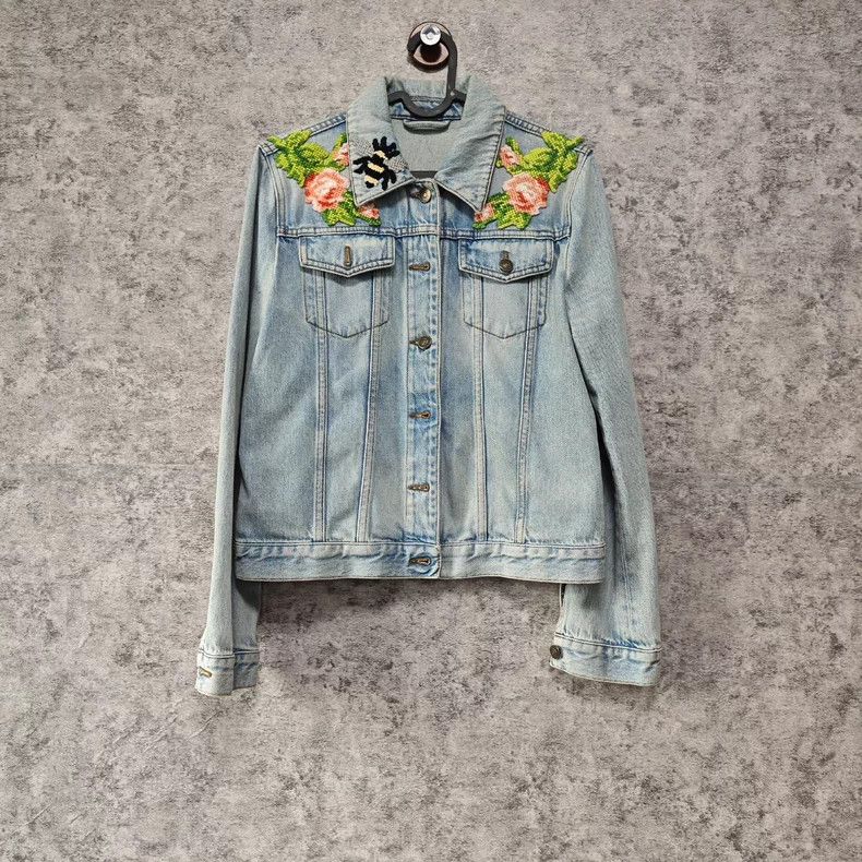 Gucci Gucci Tiger Head Denim Jacket Size S / US 4 / IT 40 - 1 Thumbnail