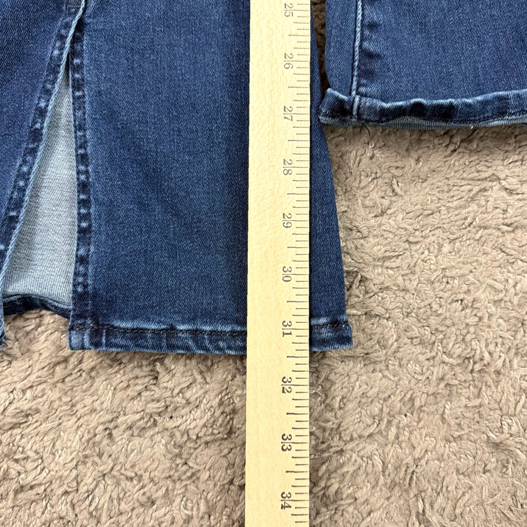 American Eagle Outfitters VINTAGE American Eagle Outfitters Jeans Womens 0 Flare Mid Rise Dark Wash Stretch Festival 23x32 Womens Jeans Farbe Blue Size 25" / US 0 / IT 36 - 6 Thumbnail