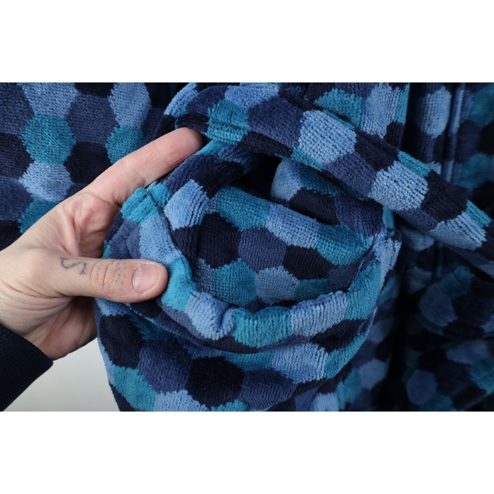 Deadstock Vintage 90s Streetwear Geometric Belted Bath Robe