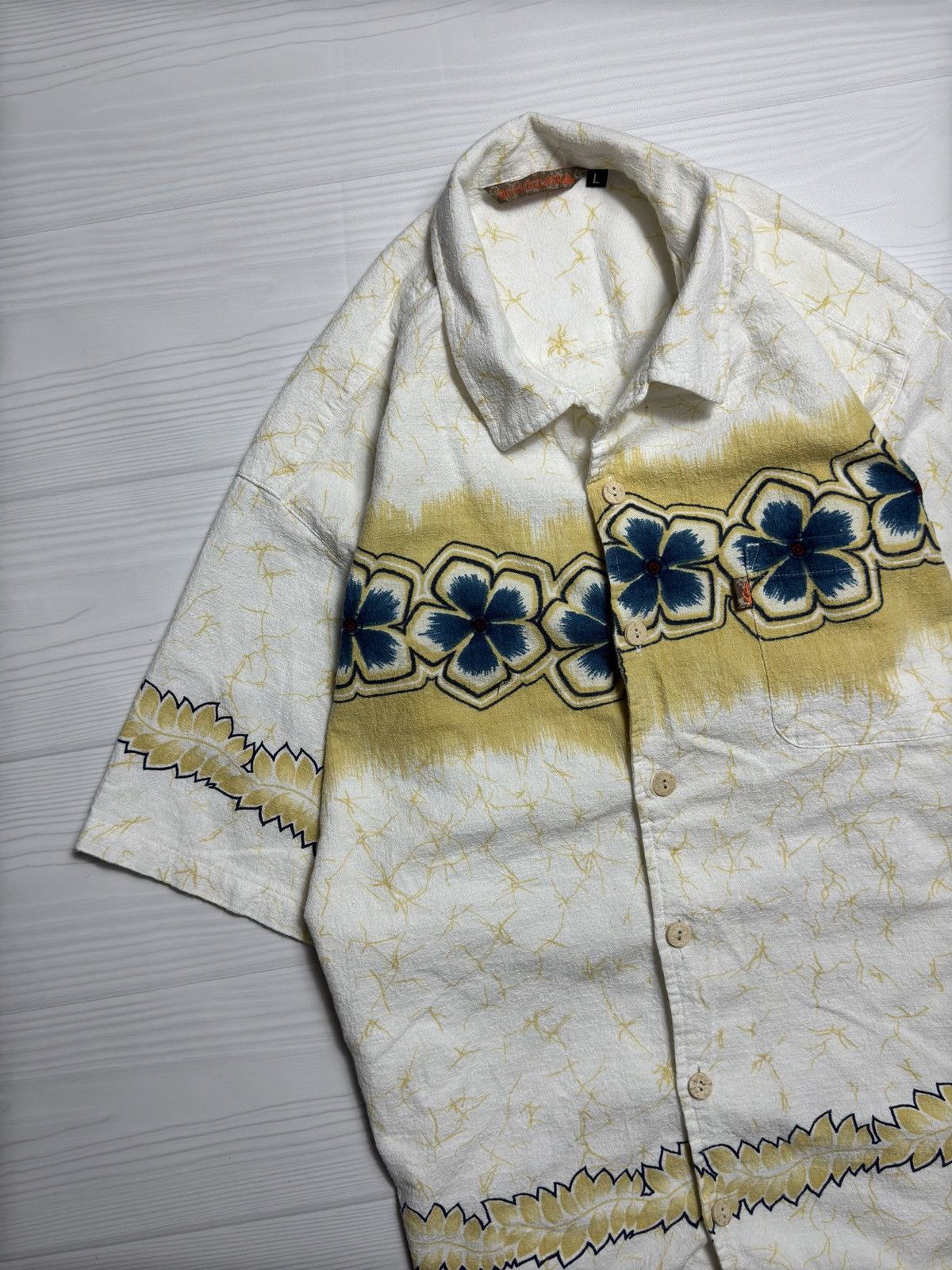 Quiksilver × Vintage Vintage Quiksilver Hawaii short sleeve button up surf shirt Size US L / EU 52-54 / 3 - 3 Thumbnail