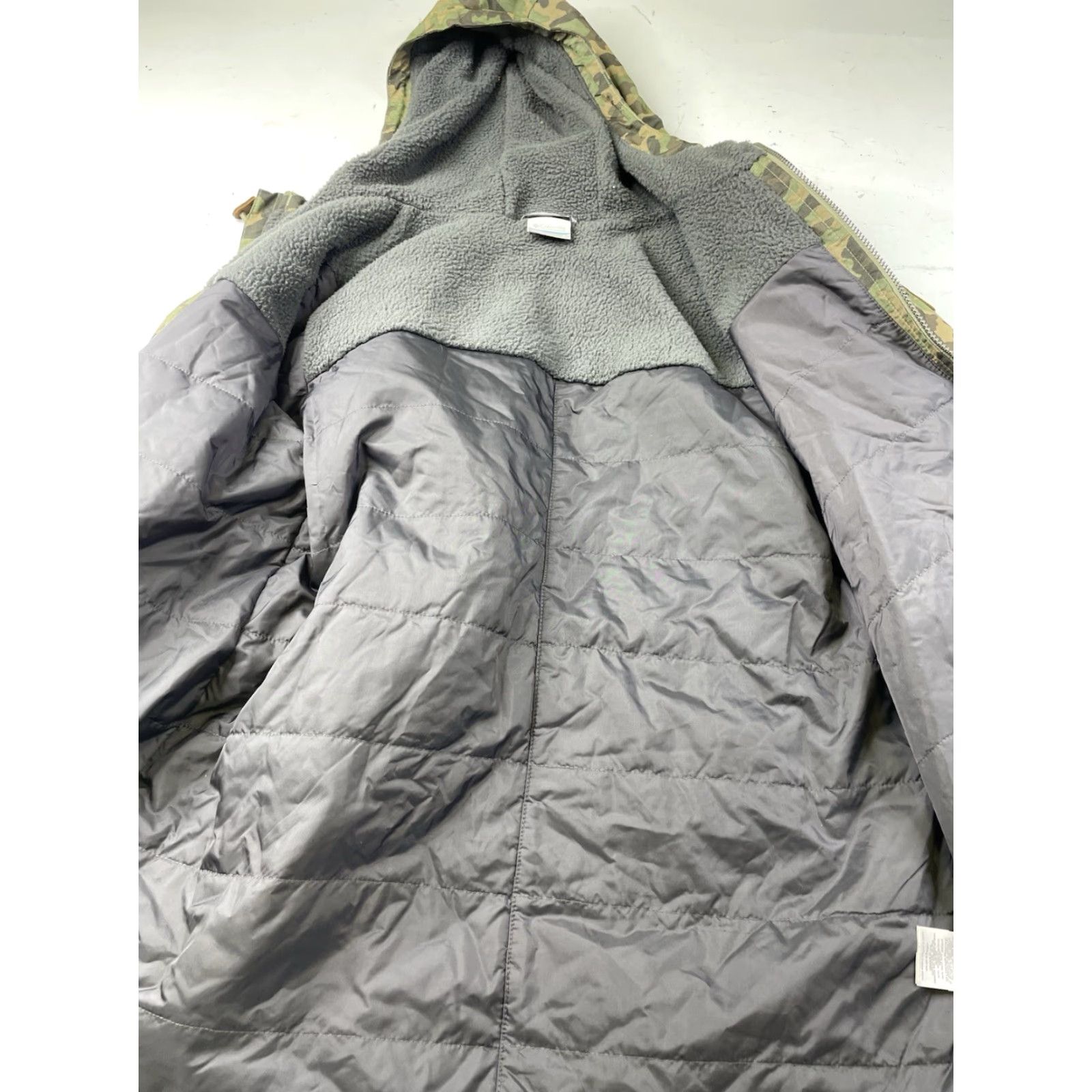 Vintage Columbia Women's Jacket Camouflage Fleece-Lined Utility Full Zip Hooded XL Green Casual Fall Winter] Size XL / US 12-14 / IT 48-50 - 6 Thumbnail