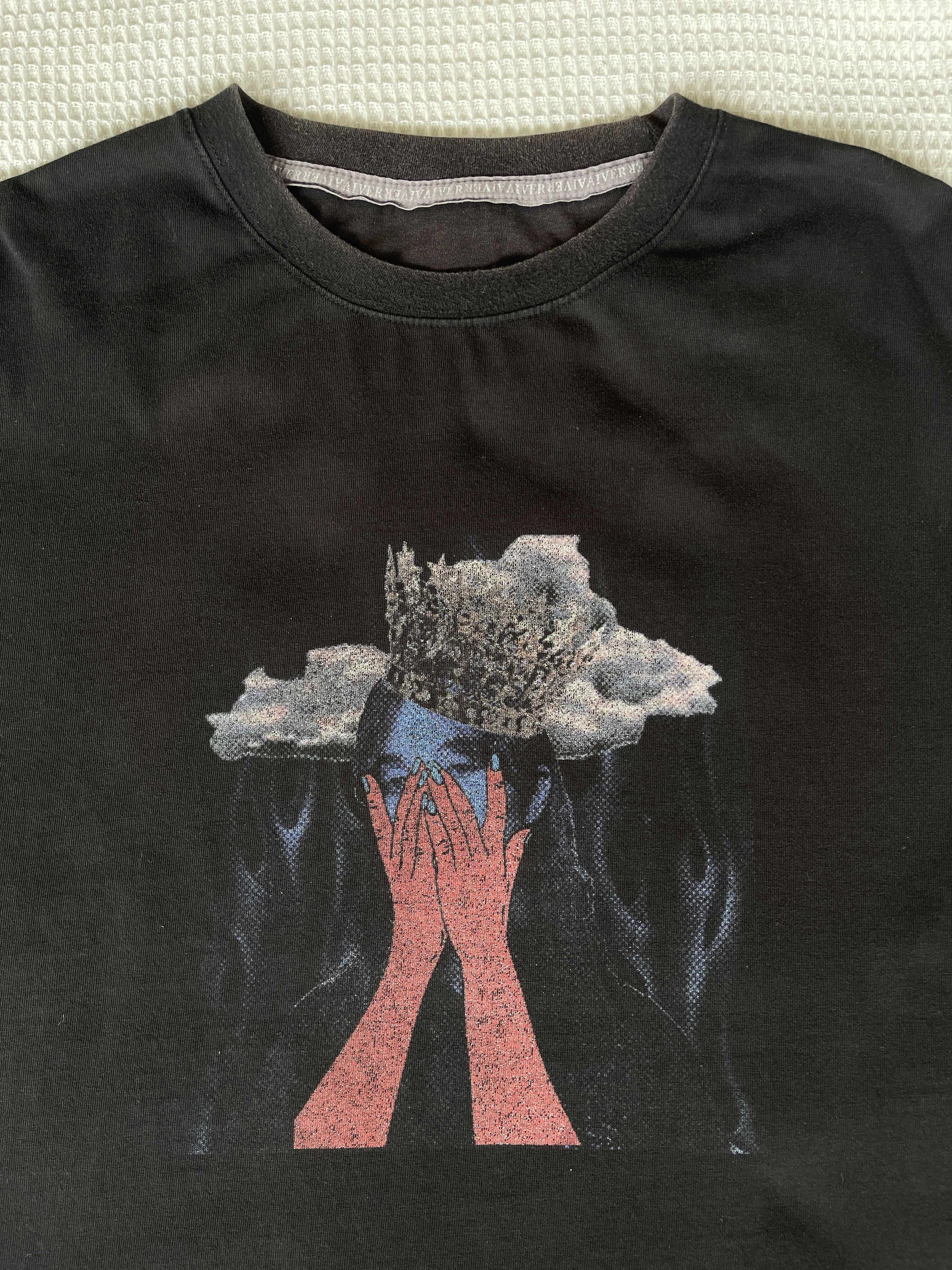 California Arts. Vintage🔥AIVER🔥Graphic Art Faded Tshirt Size US L / EU 52-54 / 3 - 13 Thumbnail