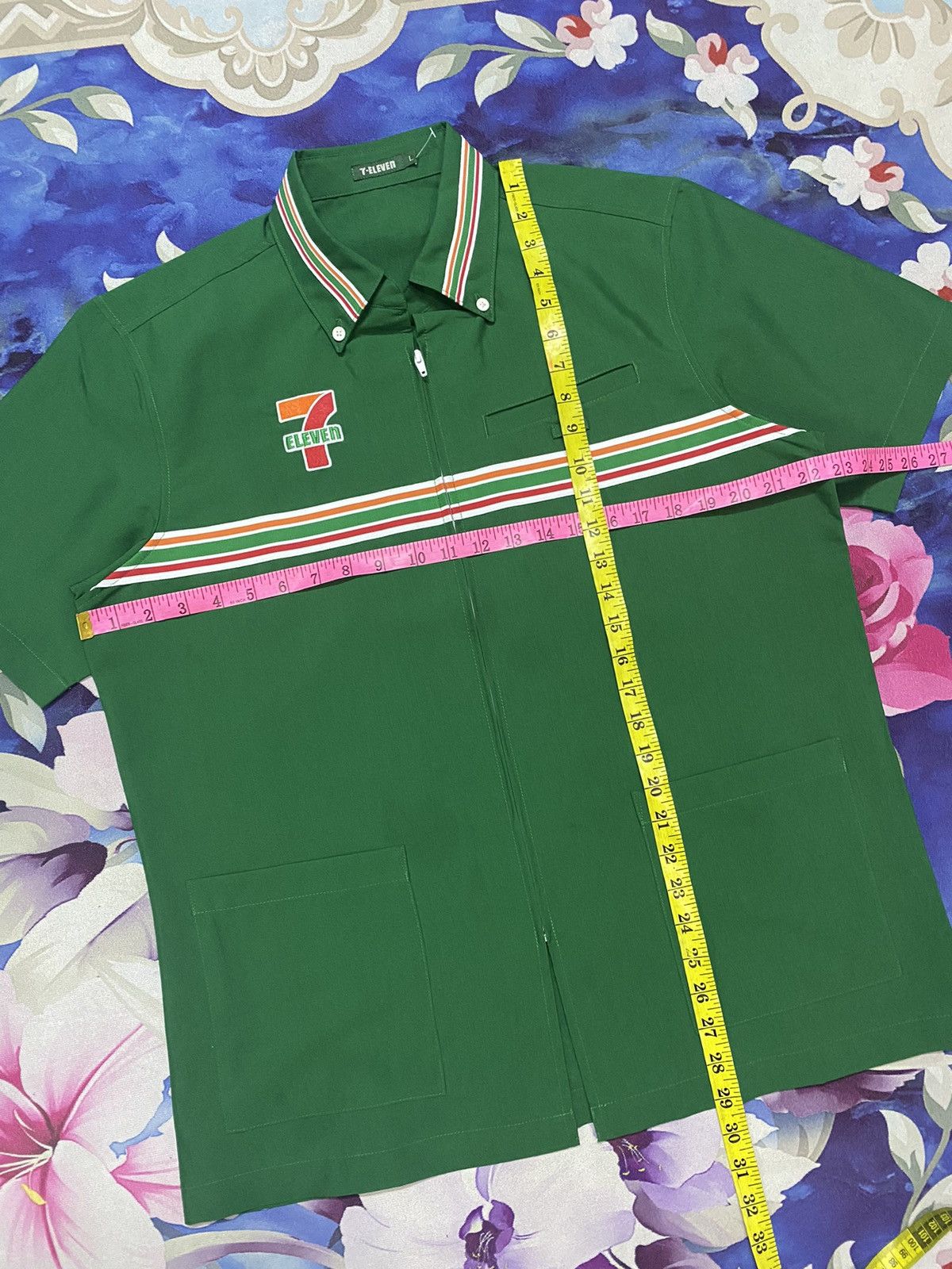 Vintage Vintage 7 ELEVEN Japan Uniform Size US L / EU 52-54 / 3 - 7 Thumbnail