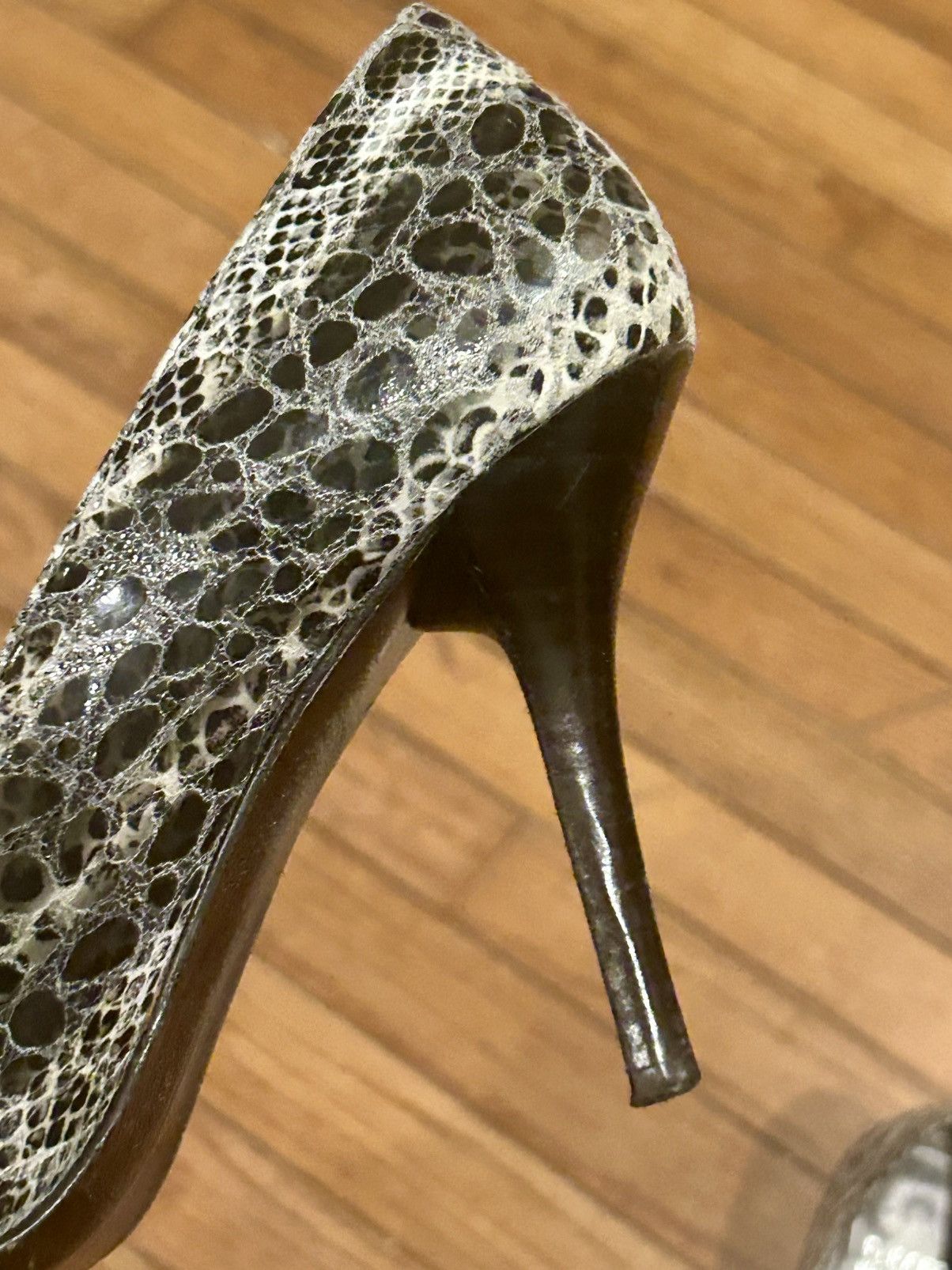 Starter Stuart Weitzman Heist Size US 7 / IT 37 - 7 Thumbnail