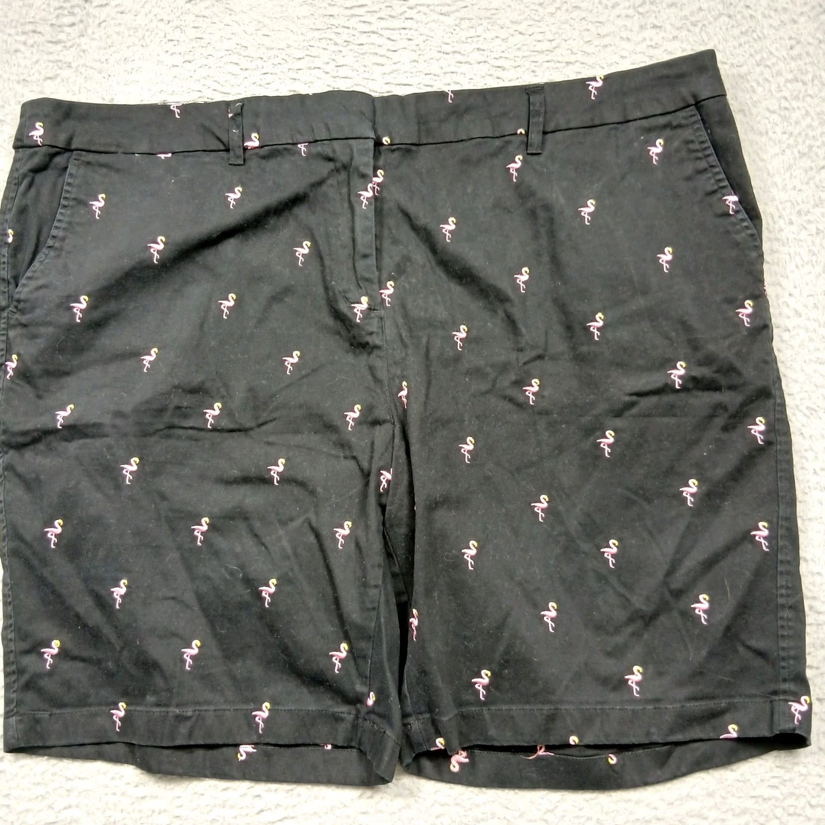 Vintage VINTAGE British Khaki Shorts Womens 22W Black Pink Flamingo Embroidered Cotton Blend Size 40" / US 18 - 2 Thumbnail