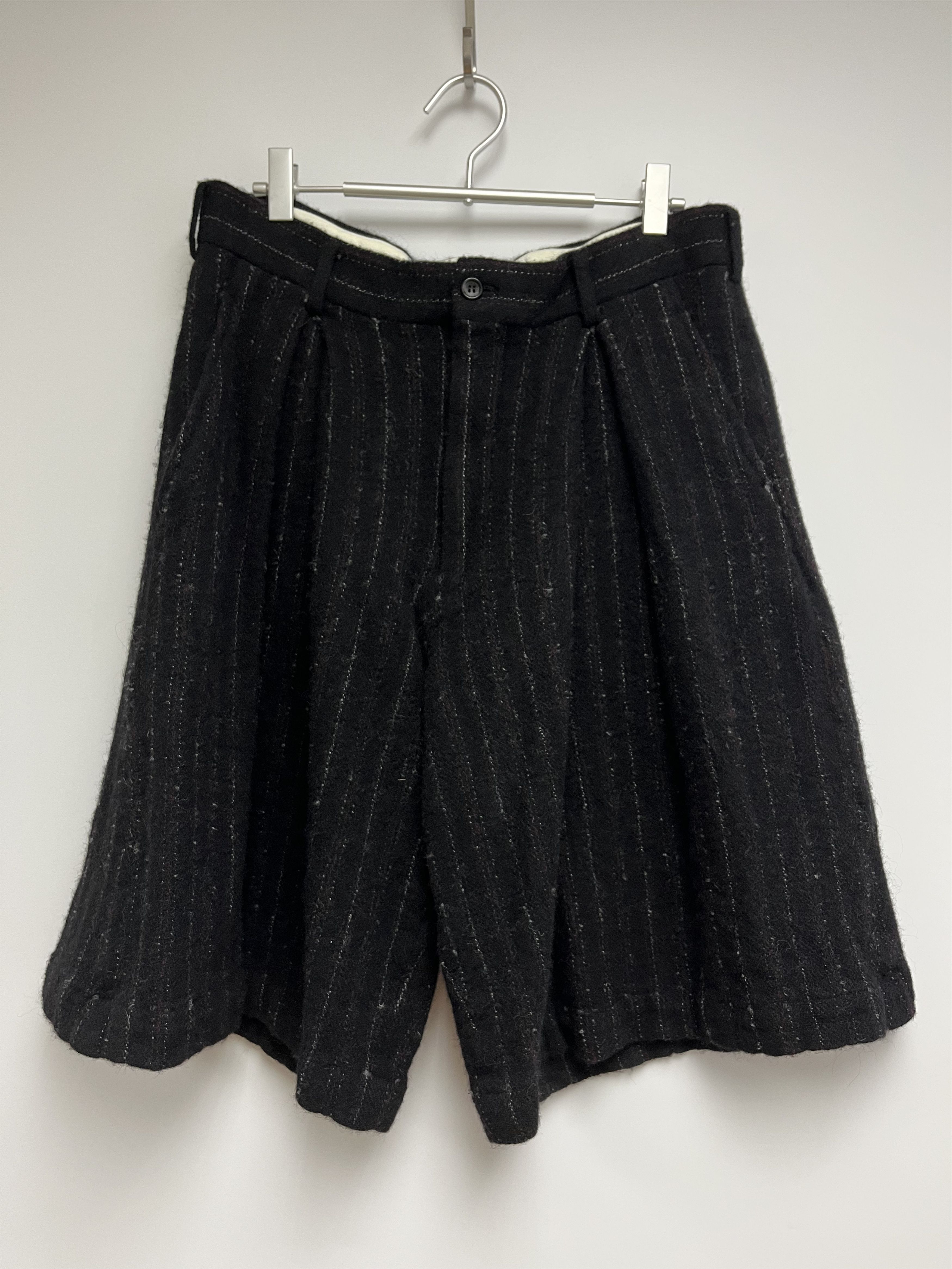 Comme des Garcons Homme Plus COMME des GARÇONS HOMME PLUS STRIPED WOOL SHORTS Size US 30 / EU 46 - 1 Thumbnail