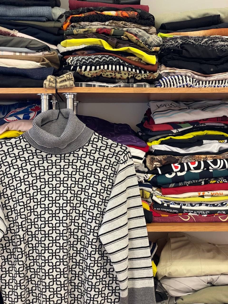 Frankie Morello Francie Morello Vintage Turtle Neck Y2K sweater Size US L / EU 52-54 / 3 - 3 Thumbnail