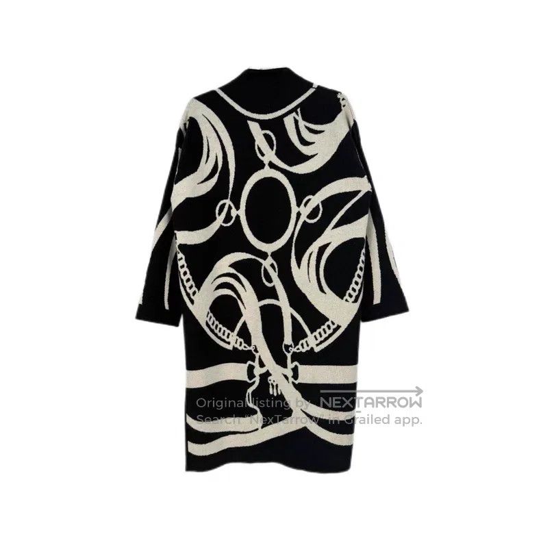 Hermes Hermes Black irregular chain pattern cashmere cardigan Size XXS / US 00 / IT 34 - 2 Thumbnail