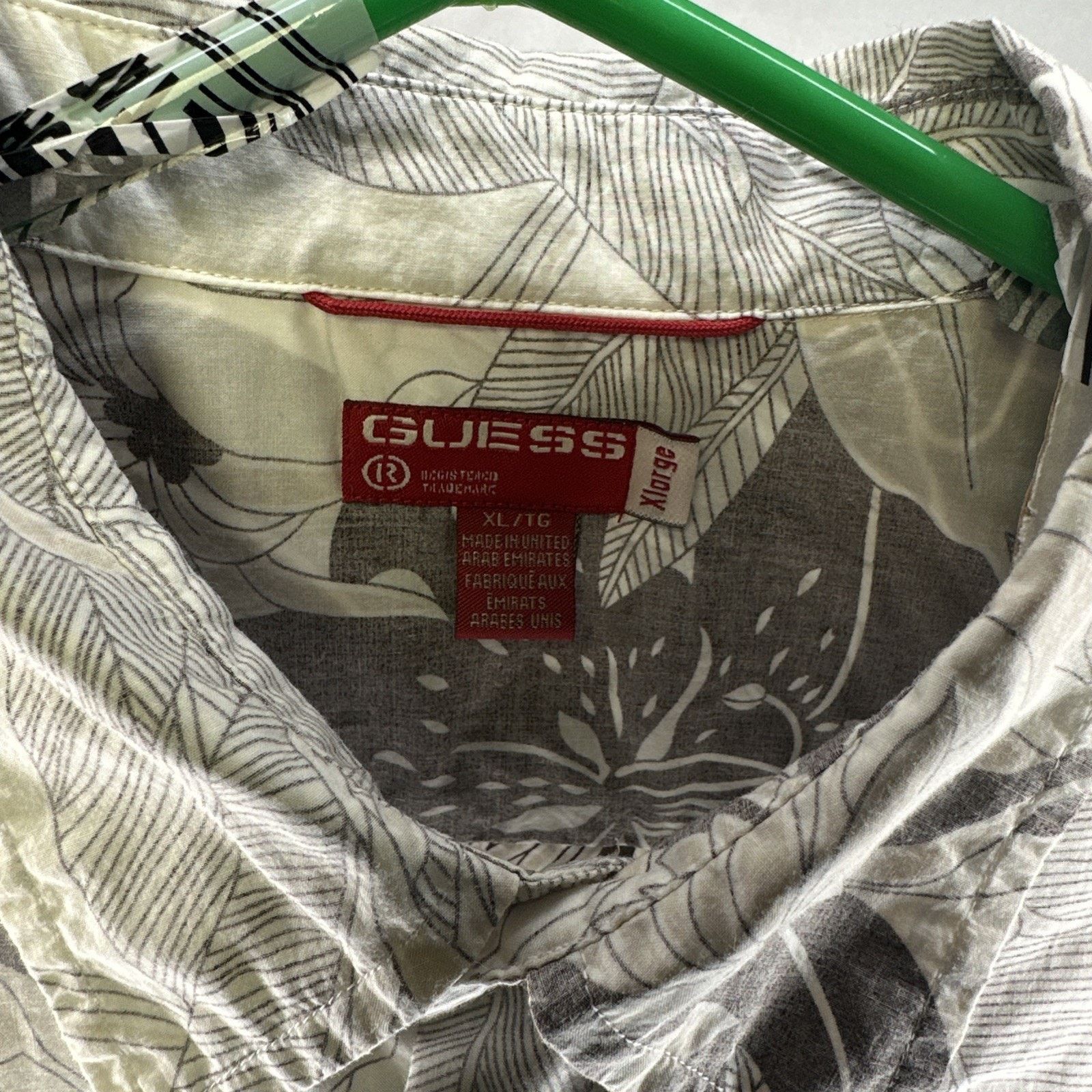 Guess Guess Men's Vintage Flower Dress Shirt Size XL Size US XL / EU 56 / 4 - 4 Thumbnail