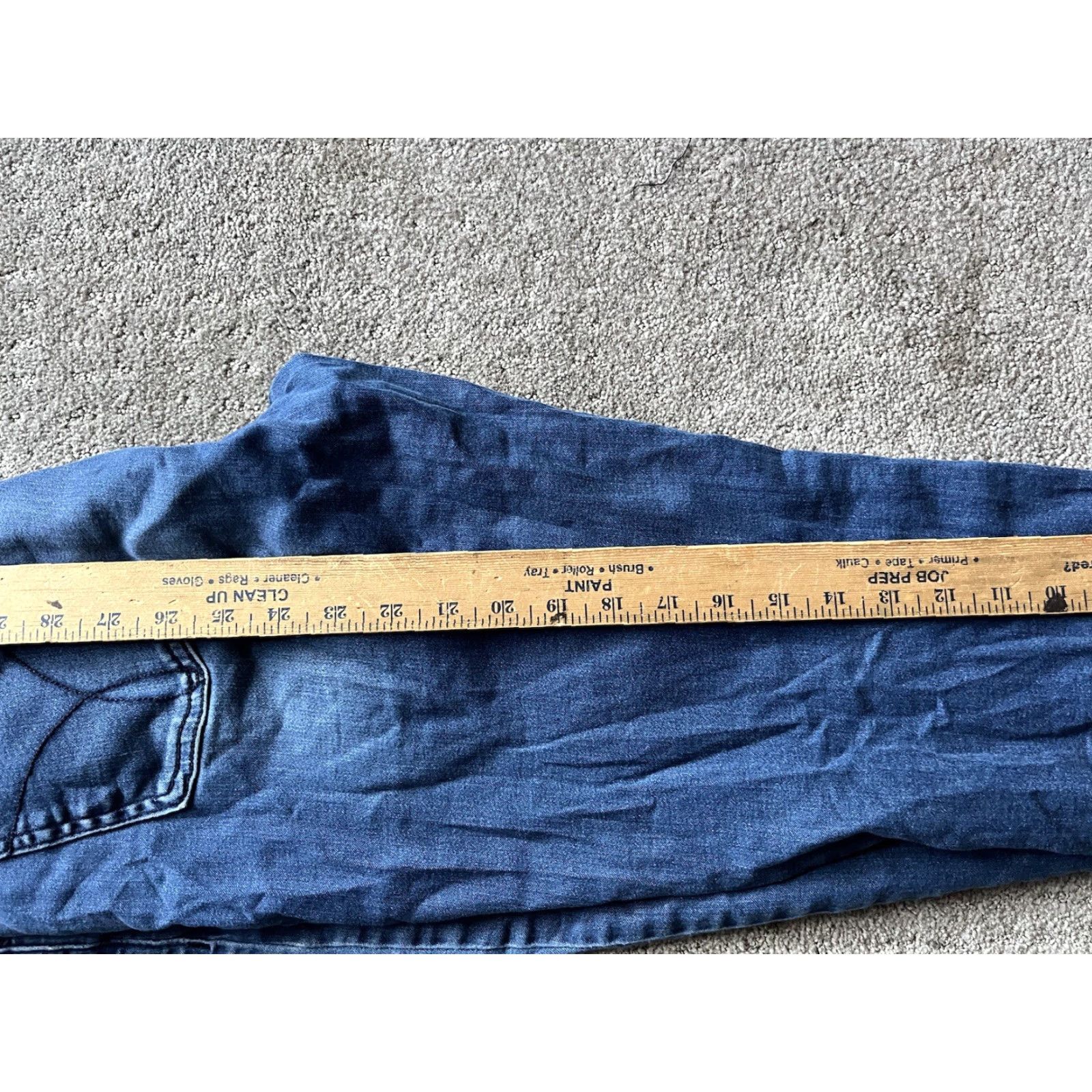 Calvin Klein Calvin Klein Jeans Ultimate Skinny Distressed Denim 12 Women 24 Inseam Medium Blue 5-Pocket Leather Logo Zip Fly Regular Size 12 Womens Size 34" / US 12 / IT 48 - 6 Thumbnail