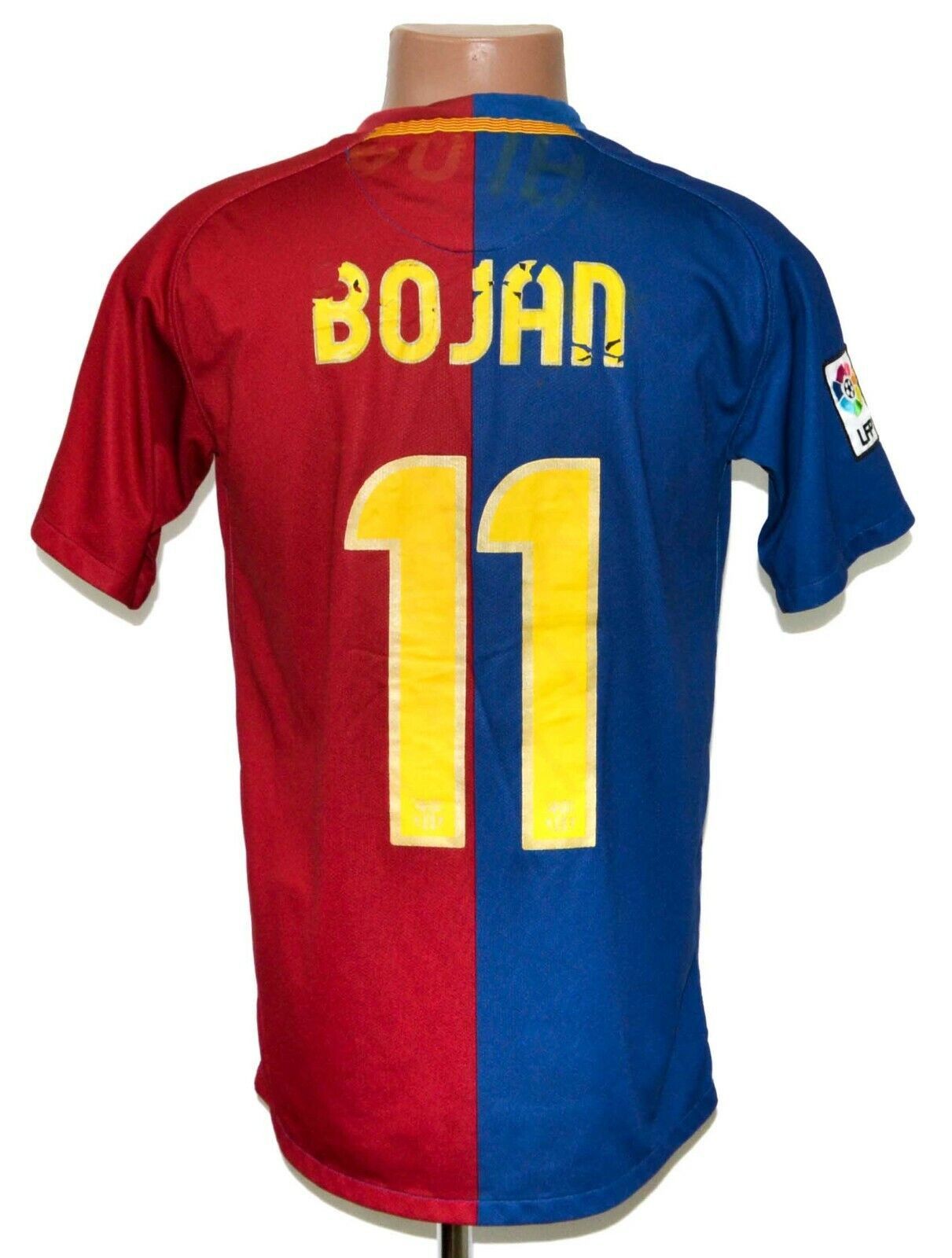 BARCELONA 2008/2009 FOOTBALL #11 BOJAN NIKE SIZE S ADULT