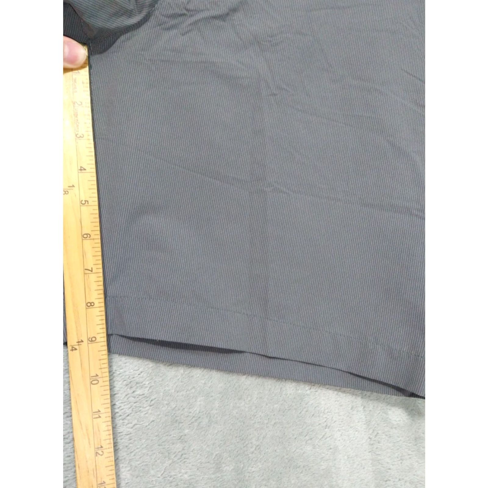 The North Face The North Face Mens The North Face Shorts Gray Striped Rockaway Hiking Outdoor Stretch 38 Nylon Pocket Chino Regular Slim? Size US 38 / EU 54 - 5 Thumbnail