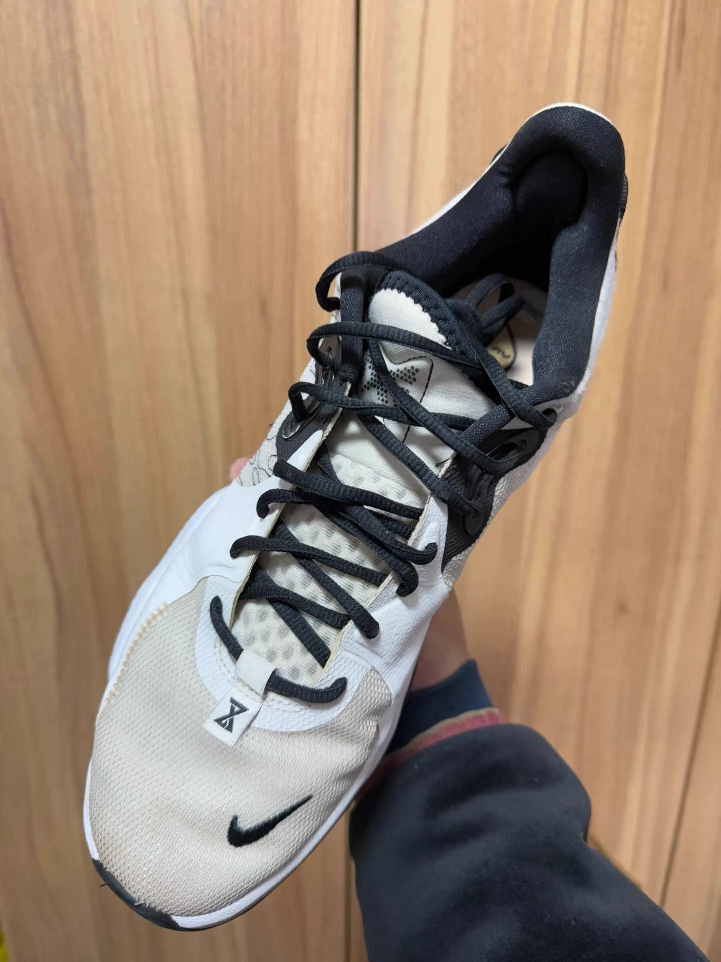 Nike Genuine Nike PG5 performance basketball shoes Ｑ20 Size US 11 / EU 44 - 6 Thumbnail