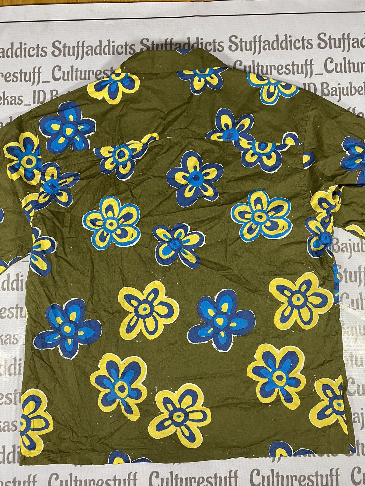 Marni × Uniqlo SS22 Marni x Uniqlo Open Collar Button ups Size US L / EU 52-54 / 3 - 8 Thumbnail