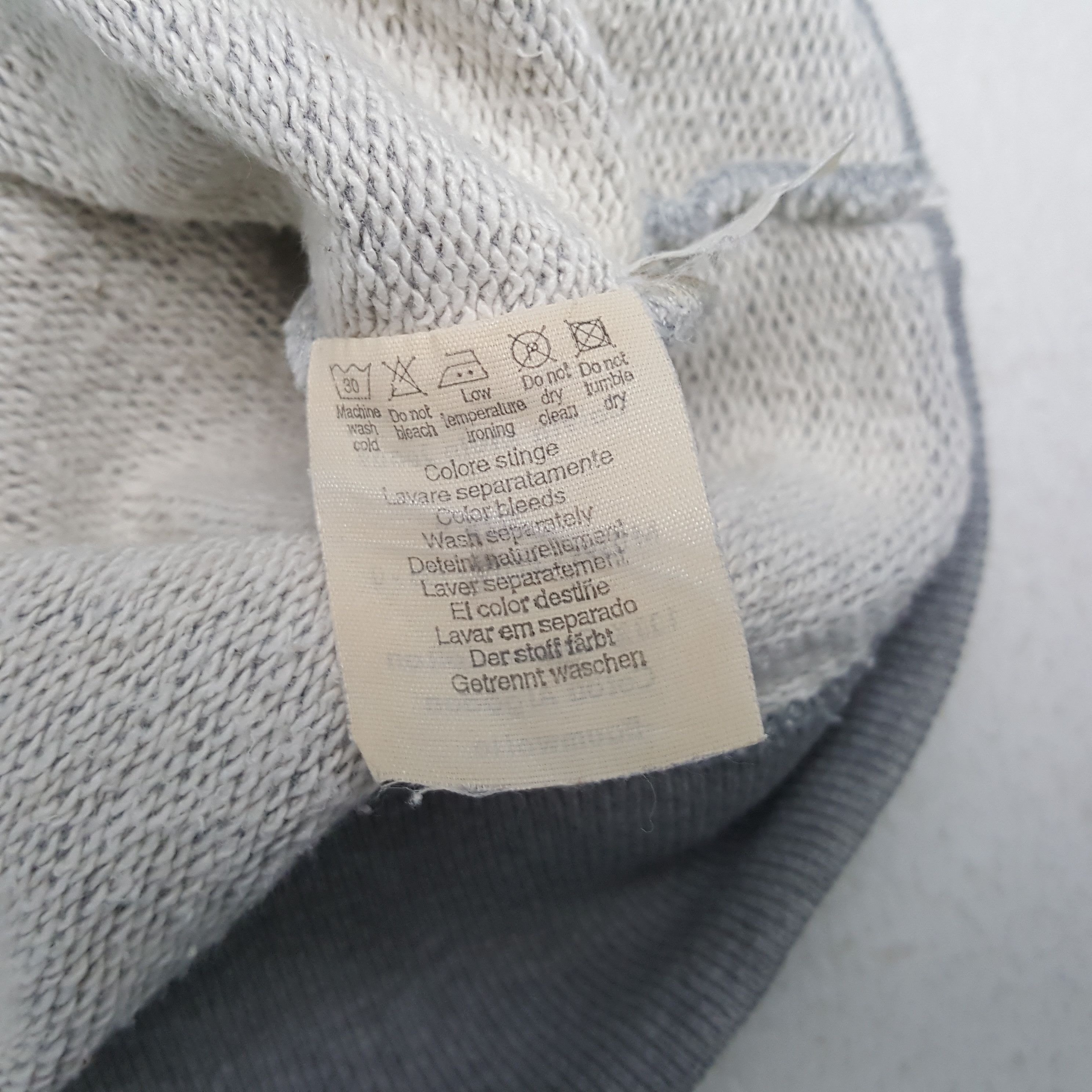 Calvin Klein CALVIN KLEIN JEANS Fashion Brand Sweatshirt C287N34 Size US M / EU 48-50 / 2 - 7 Thumbnail