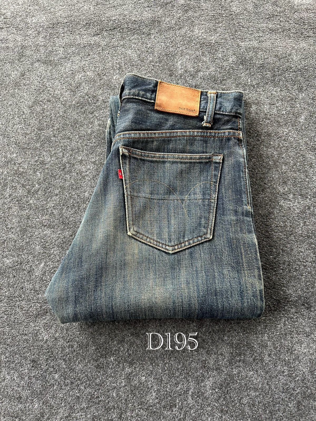 Edwin Vintage Gold Rush Faded Wash Distressed Denim 31x33 D195 Size US 31 - 22 Thumbnail
