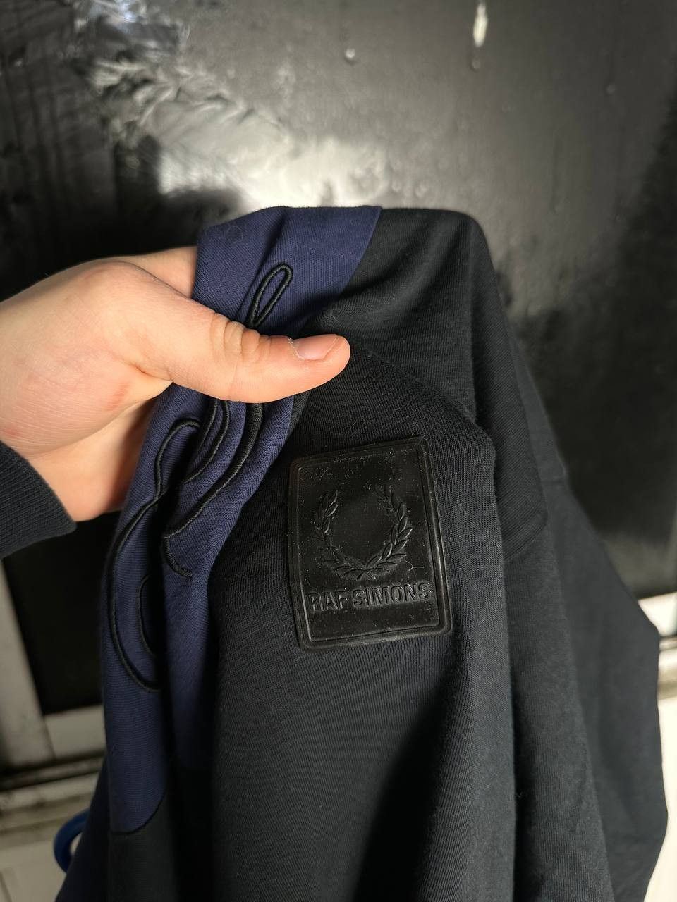 Fred Perry × Raf Simons Raf Simons X Fred Perry Black Raglan Sleeve T-shirt Size US XL / EU 56 / 4 - 3 Thumbnail