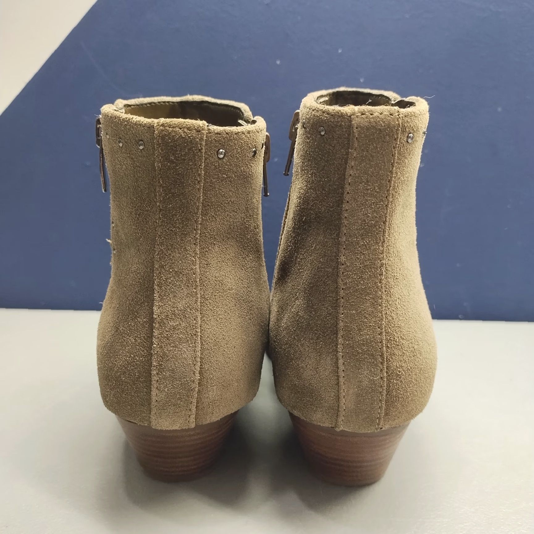 Marc Fisher Marc Fisher Wanida Ankle Boots Womens Size 8 Gray Leather Side Zip Size US 8 / IT 38 - 5 Thumbnail