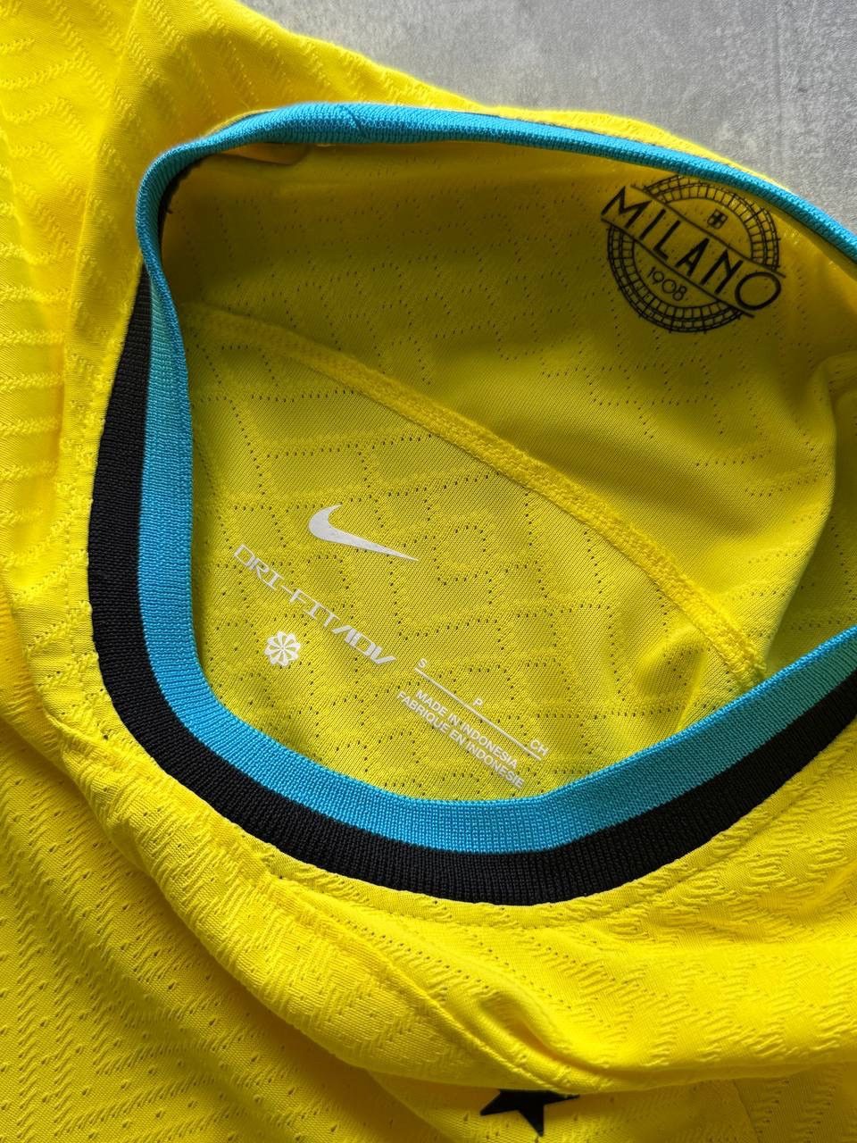 Nike Nike soccer jersey Inter Milano size S Size US S / EU 44-46 / 1 - 9 Thumbnail