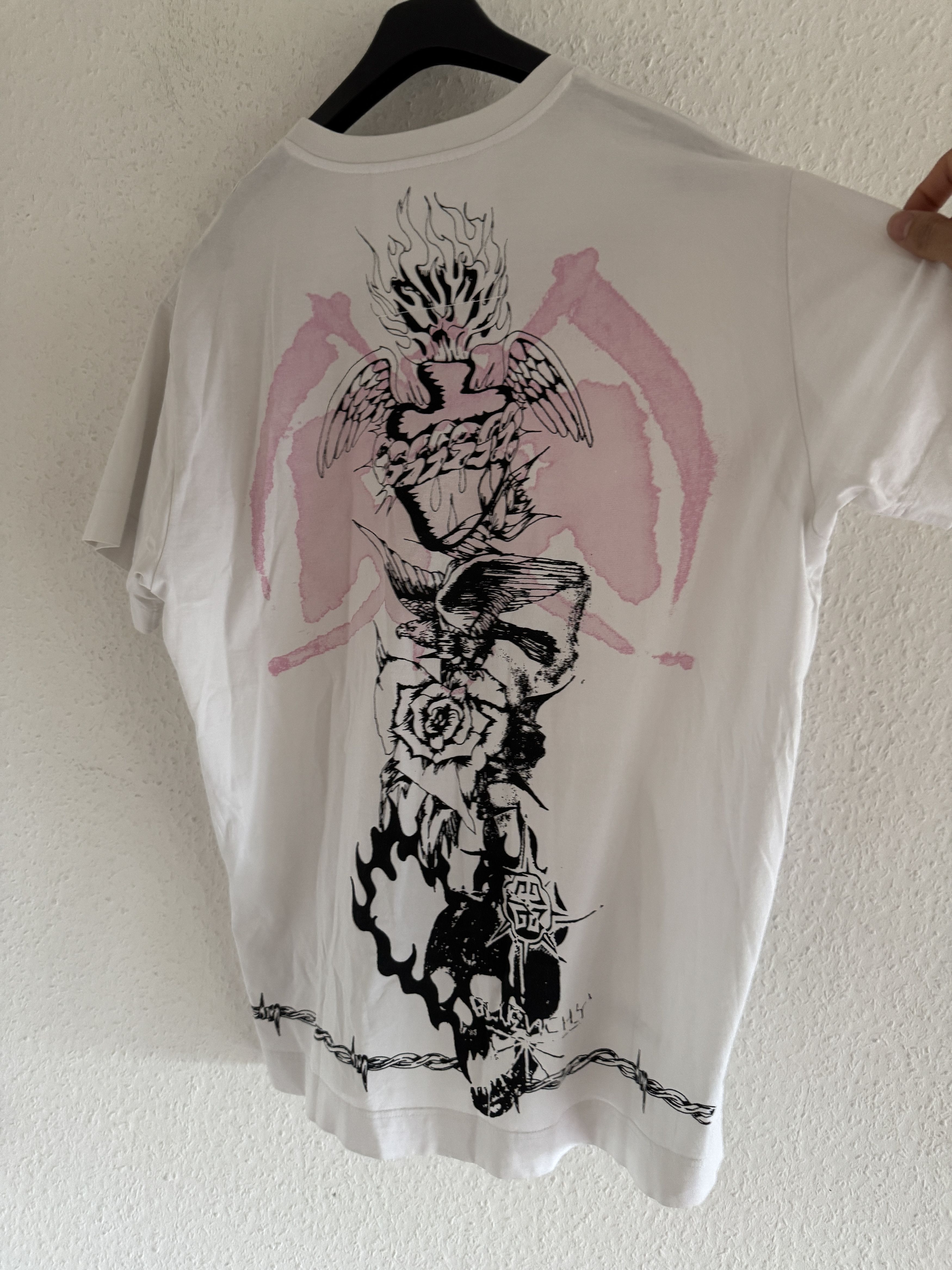 Givenchy White Gothic Print Oversized T-Shirt Size US S / EU 44-46 / 1 - 10 Thumbnail