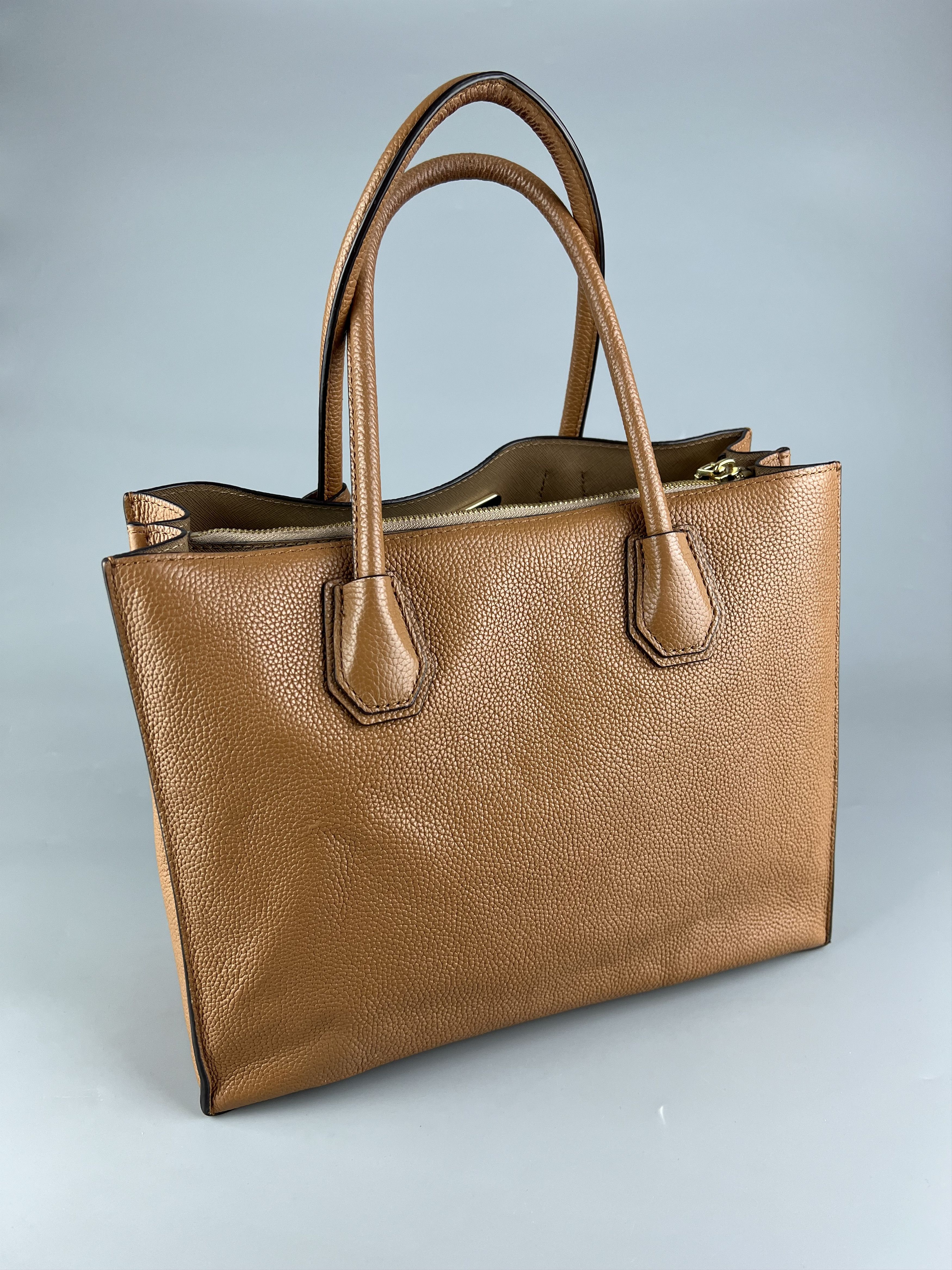 Michael Kors Michael Kors Brown Leather Shoulder Bag Handbag Size ONE SIZE - 2 Thumbnail