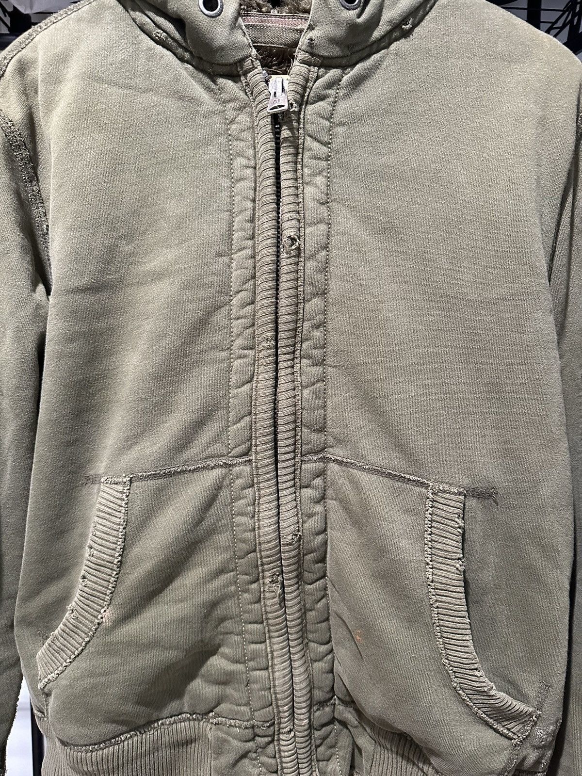 American Eagle Outfitters Vintage Fur coated American eagle zip up hoodie Size US M / EU 48-50 / 2 - 2 Thumbnail