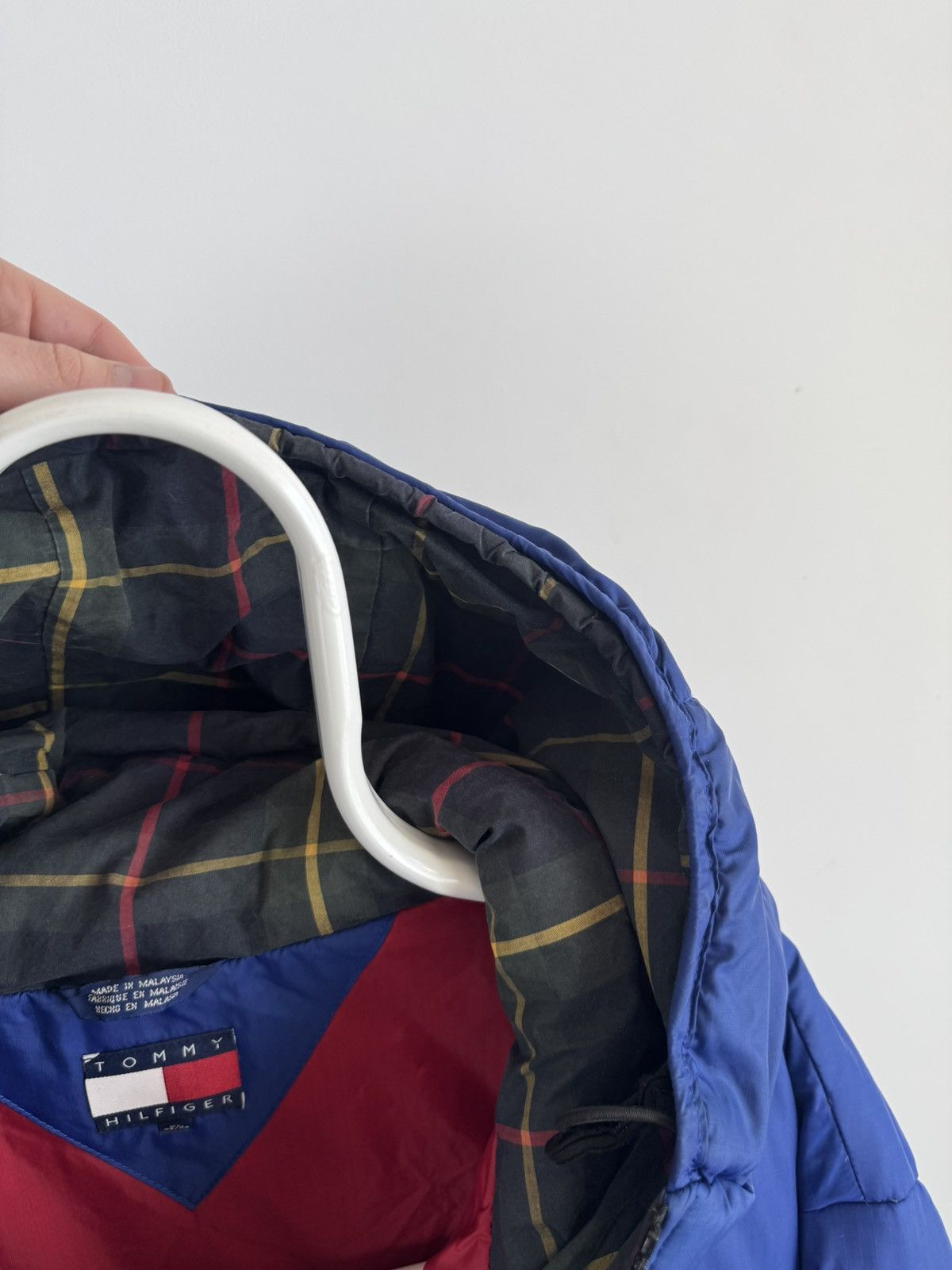 Tommy Hilfiger Vintage 90’s Tommy Hilfiger Puffer Jacket Size US XL / EU 56 / 4 - 4 Thumbnail