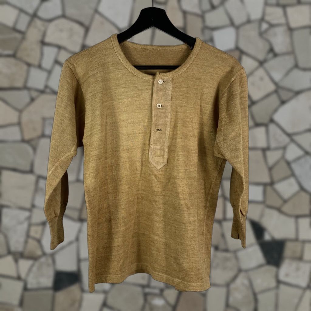Vintage VINTAGE Original WWII Indochina French Army Undershirt Thermal Shirt Flannel Small Mais Size US S / EU 44-46 / 1 - 1 Thumbnail