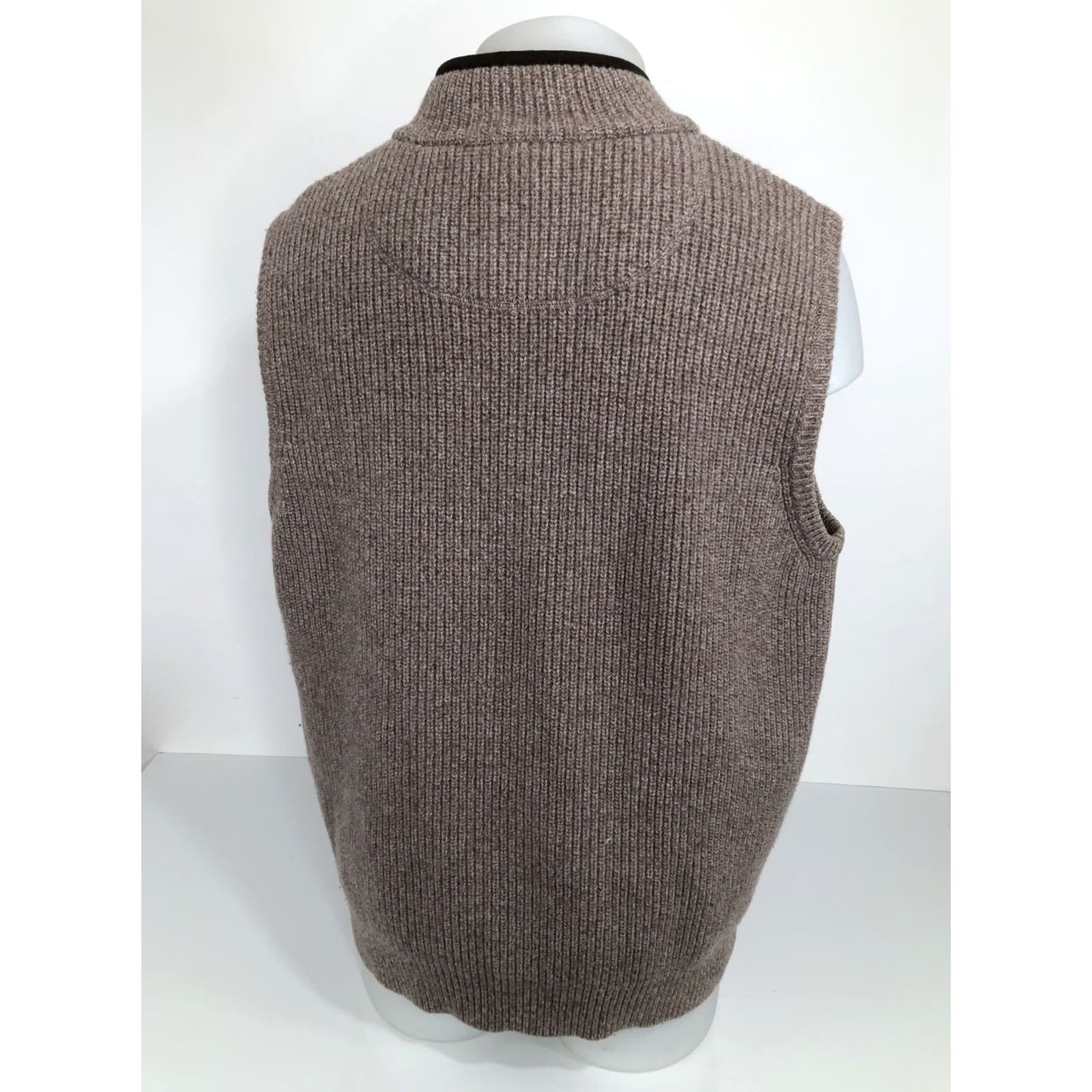 Vintage L.L. Bean Sweater Vest Knit Mens L Brown Wool 100% Merino L Size US L / EU 52-54 / 3 - 4 Thumbnail