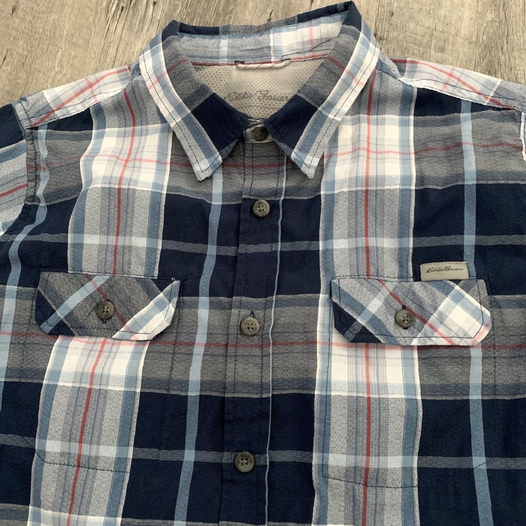Eddie Bauer Eddie Bauer Shirt Mens Sz Medium Blue Plaid Vented Fishing Hiking Outdoor Size US M / EU 48-50 / 2 - 3 Thumbnail