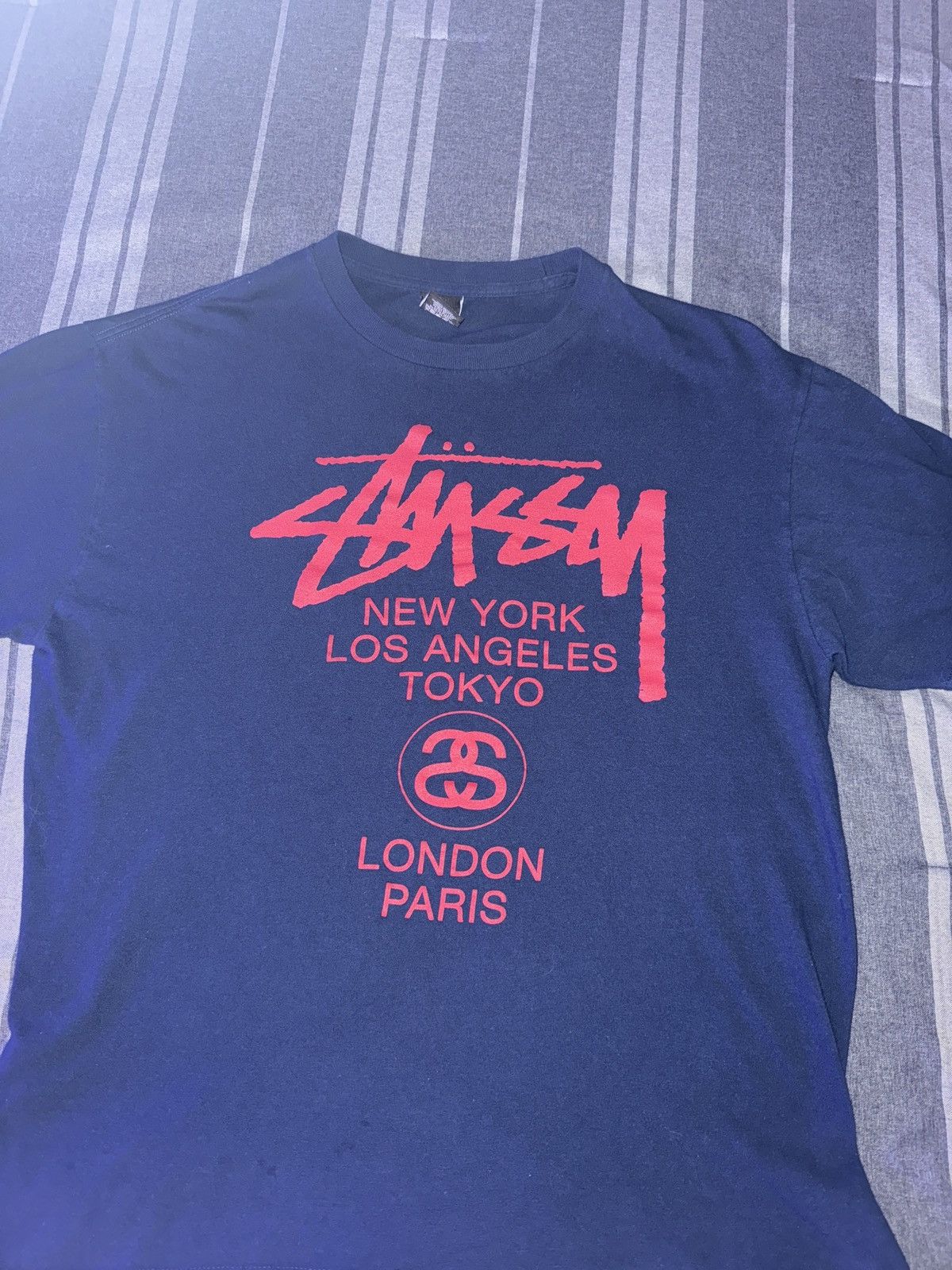 Stussy × Vintage STUSSY WORLD TOUR TEE Size US L / EU 52-54 / 3 - 1 Thumbnail