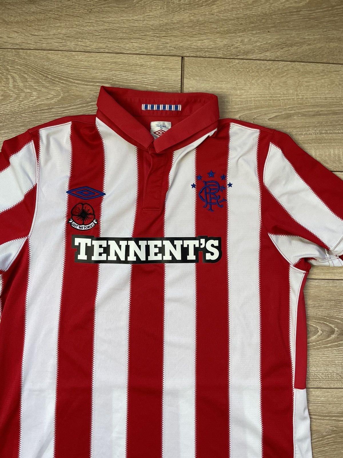 Umbro Rangers 10/11 Away Shirt Tennent's Poppy Lest We Forget Size US L / EU 52-54 / 3 - 4 Thumbnail