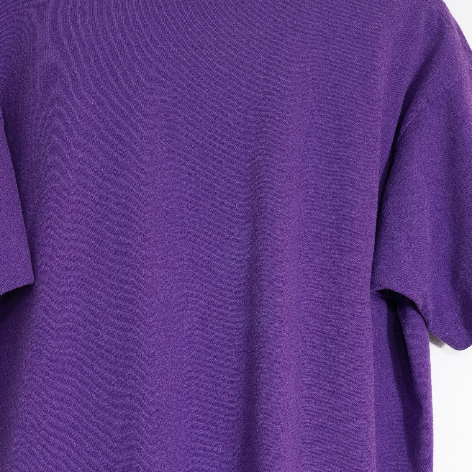 Vintage Vintage 90s Bermuda Tourism T Shirt Mens XL - Distressed Size US XL / EU 56 / 4 - 6 Thumbnail