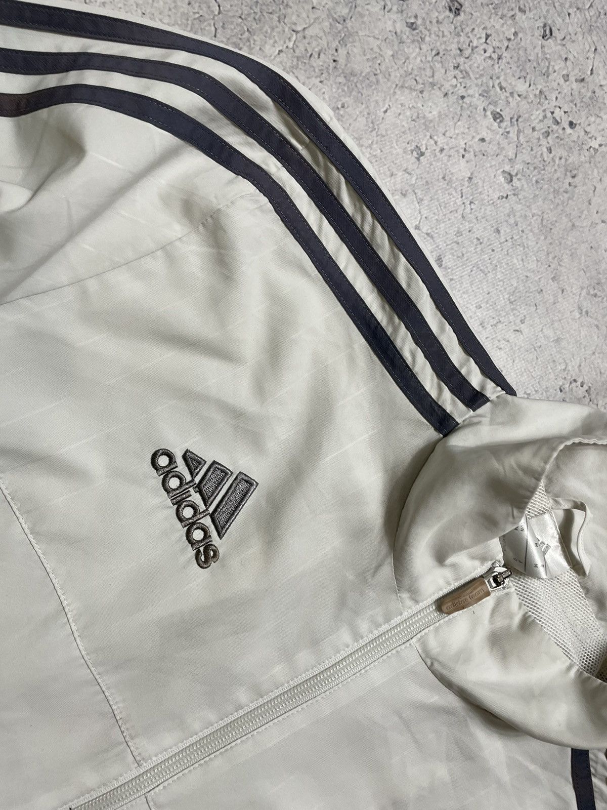 Adidas Nylon Adidas Real Madrid Blokecore Football Jacket Vintage Size US M / EU 48-50 / 2 - 6 Thumbnail