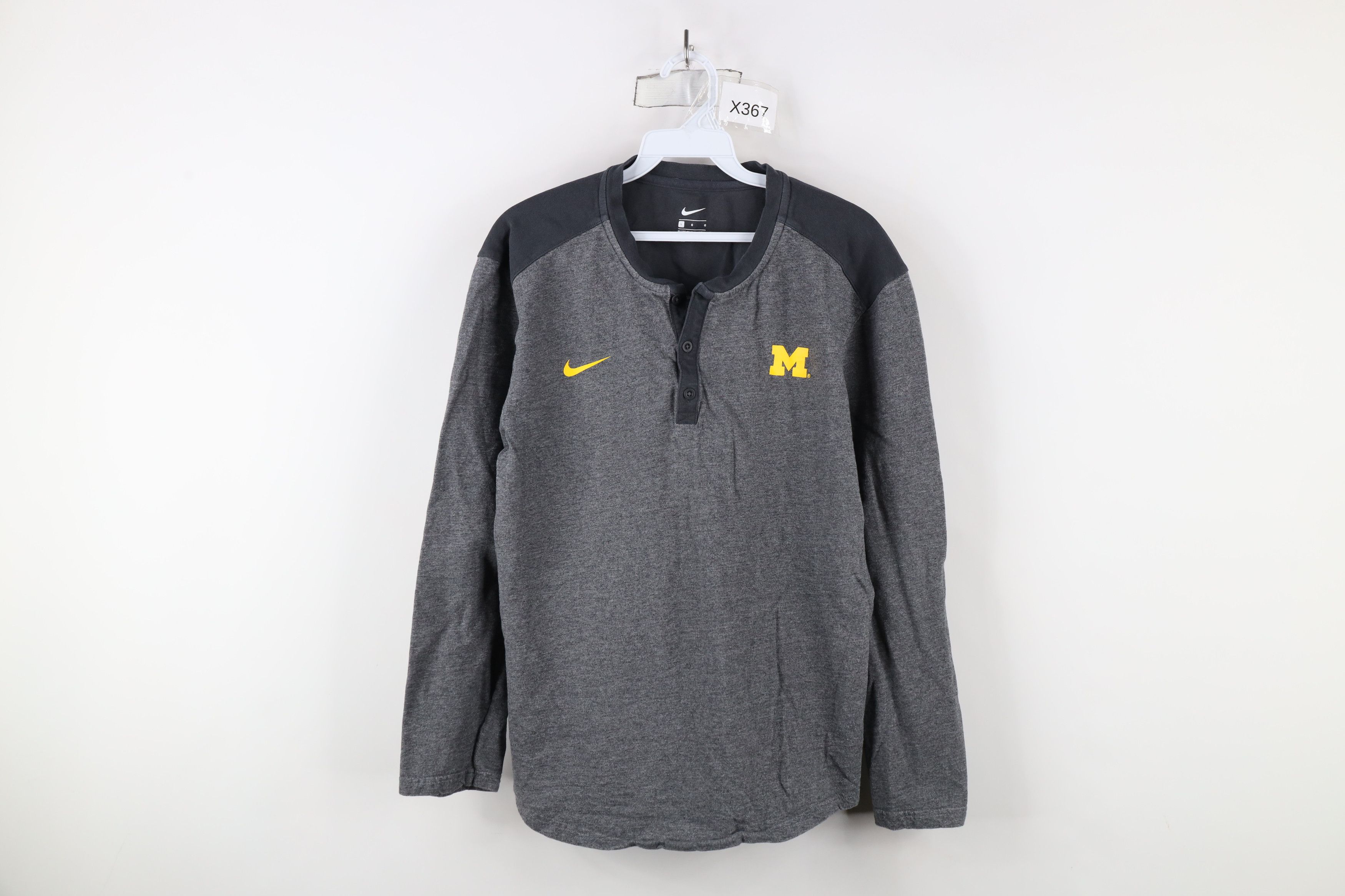 Nike × Vintage Nike University of Michigan Long Sleeve Raglan T-Shirt Size US L / EU 52-54 / 3 - 1 Thumbnail