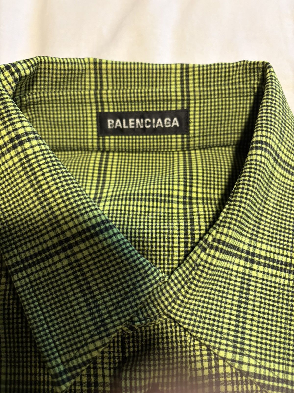 Balenciaga Balenciaga oversize shirt. Size US M / EU 48-50 / 2 - 11 Thumbnail