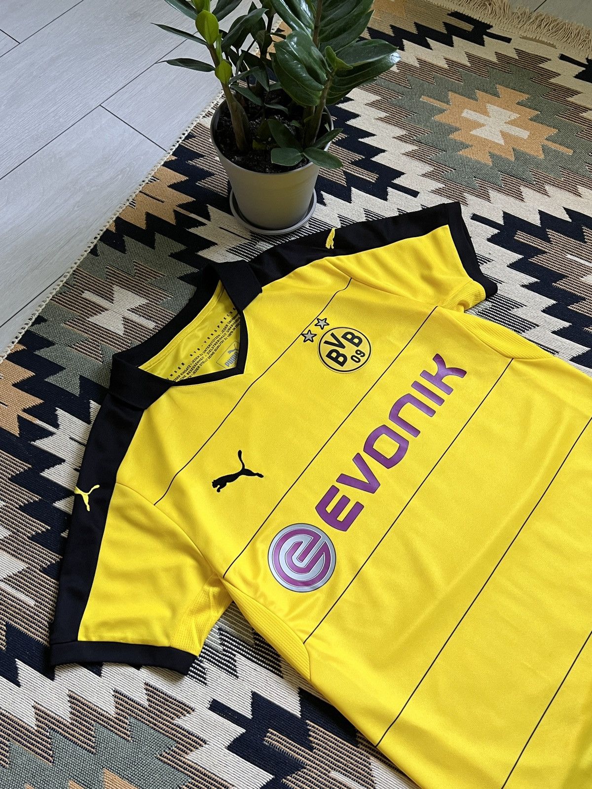 Puma Puma Borussia Dortmund 2015/16 Home Reus #11 Soccer Jersey Size US M / EU 48-50 / 2 - 5 Thumbnail