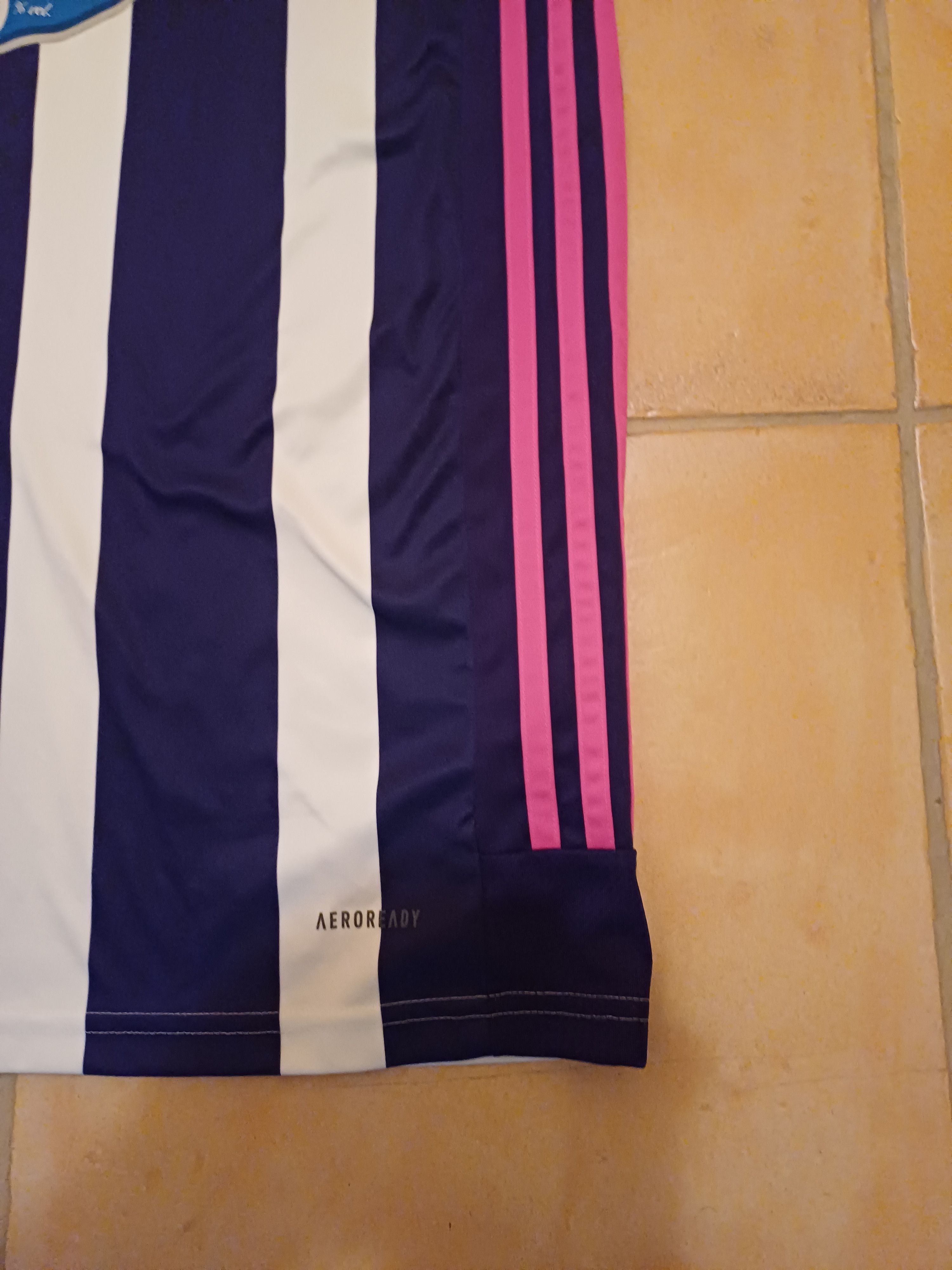 Adidas Adidas Real Valladolid 2020-21 home shirt Size US M / EU 48-50 / 2 - 6 Thumbnail