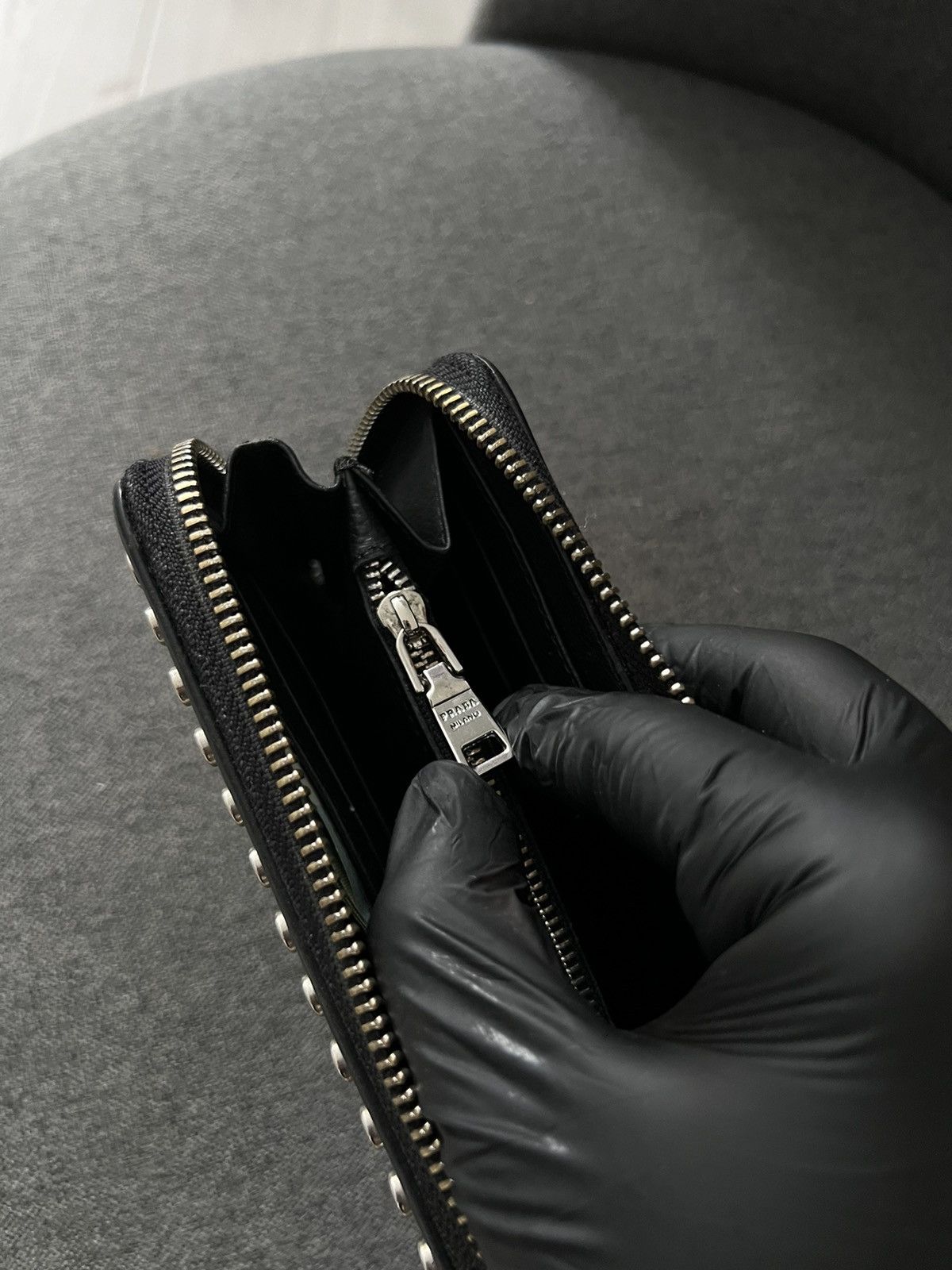 Prada Prada Black Crystal Embellished Leather Zip Around Wallet Size ONE SIZE - 10 Thumbnail