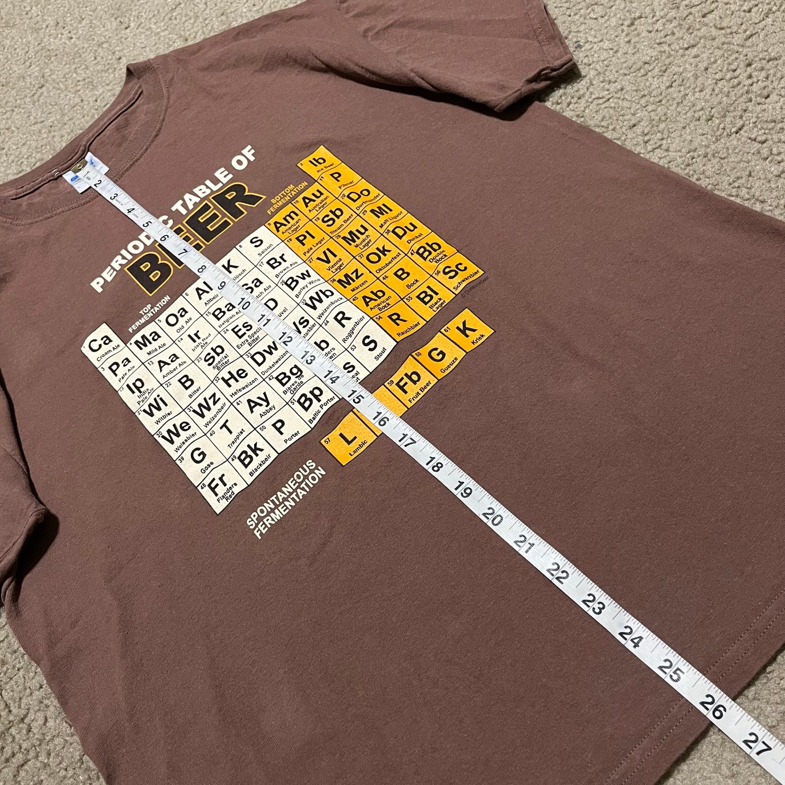 Gildan Brown Periodic Table of Beer ‘Scientific’ Graphic Shirt Lrg Size US L / EU 52-54 / 3 - 5 Thumbnail