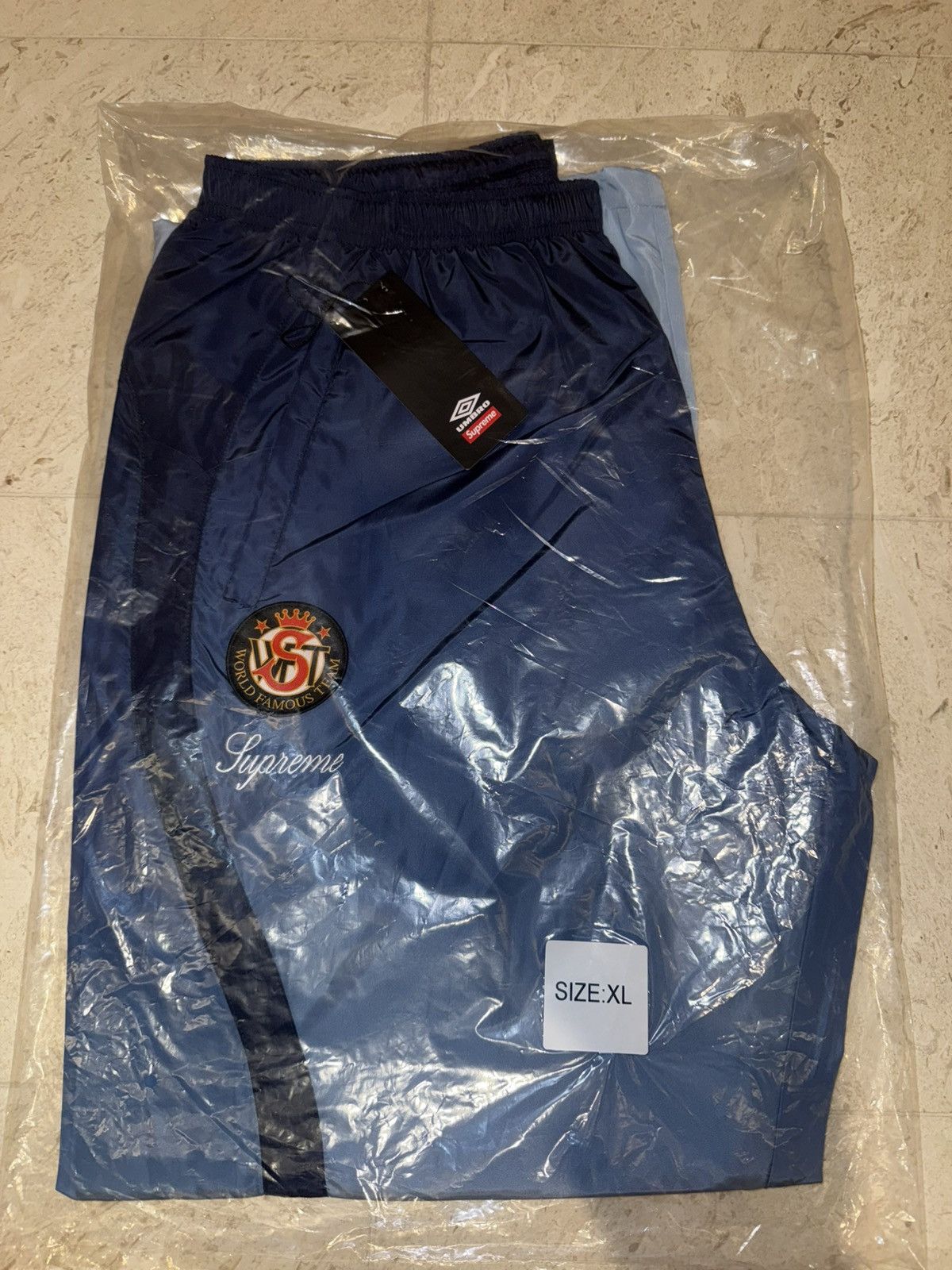 ウェア Supreme x Umbro Gradient Track Pant S Buy Supreme x Umbro Gradient Track Pant 'Black' - FW25P72 BLACK | GOAT