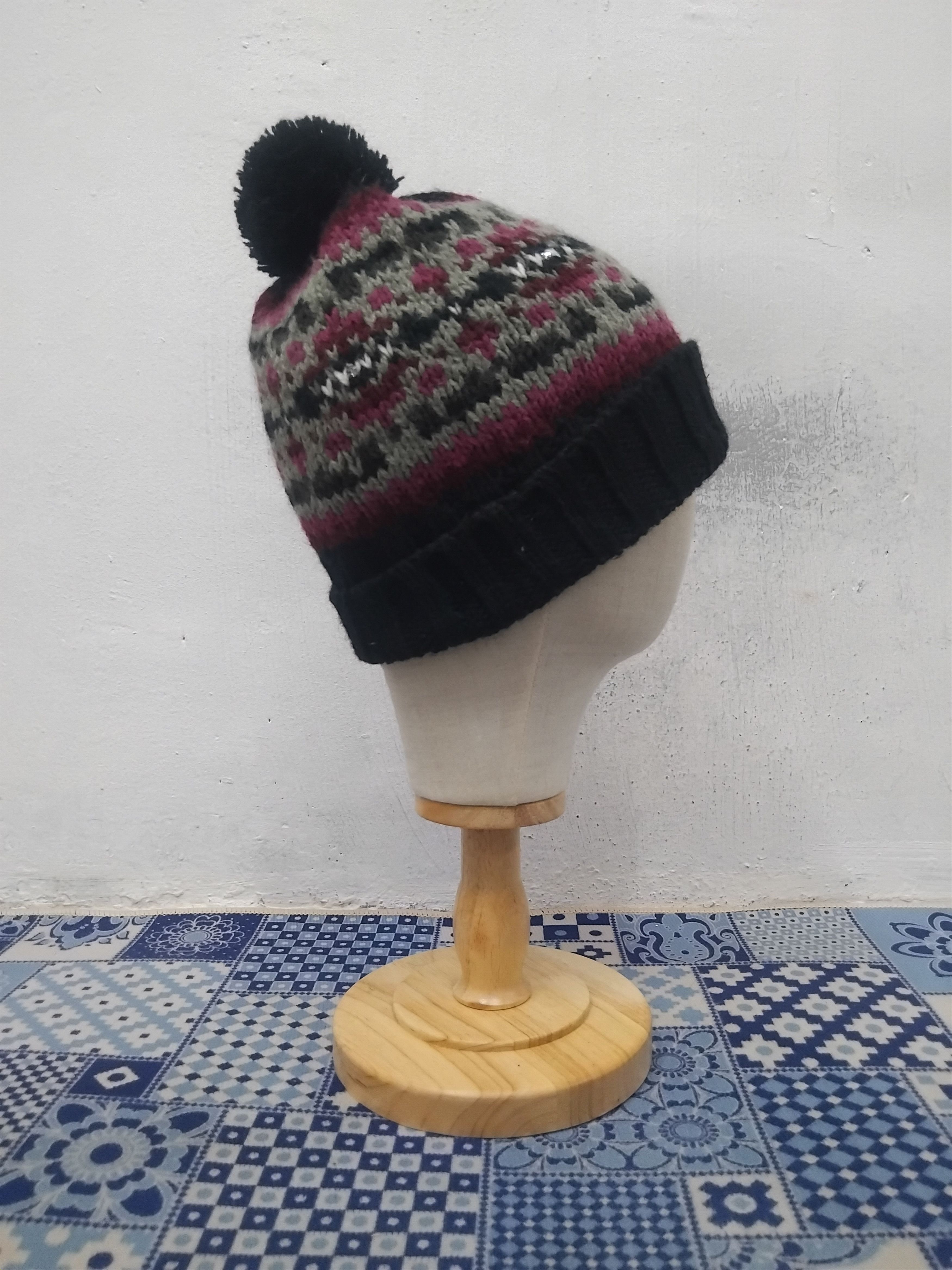 Helly Hansen 💥Helly Hansen purple black colour beanie hat Size ONE SIZE - 6 Thumbnail