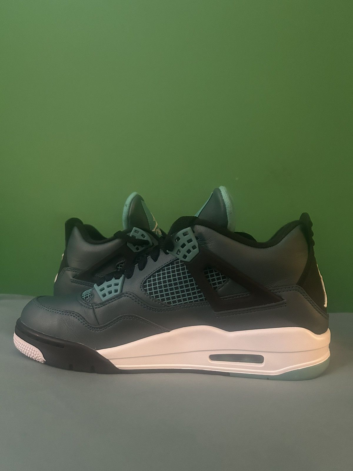 Jordan Brand Nike Air Jordan 4 Teal 2015 Size US 9.5 / EU 42-43 - 2 Thumbnail