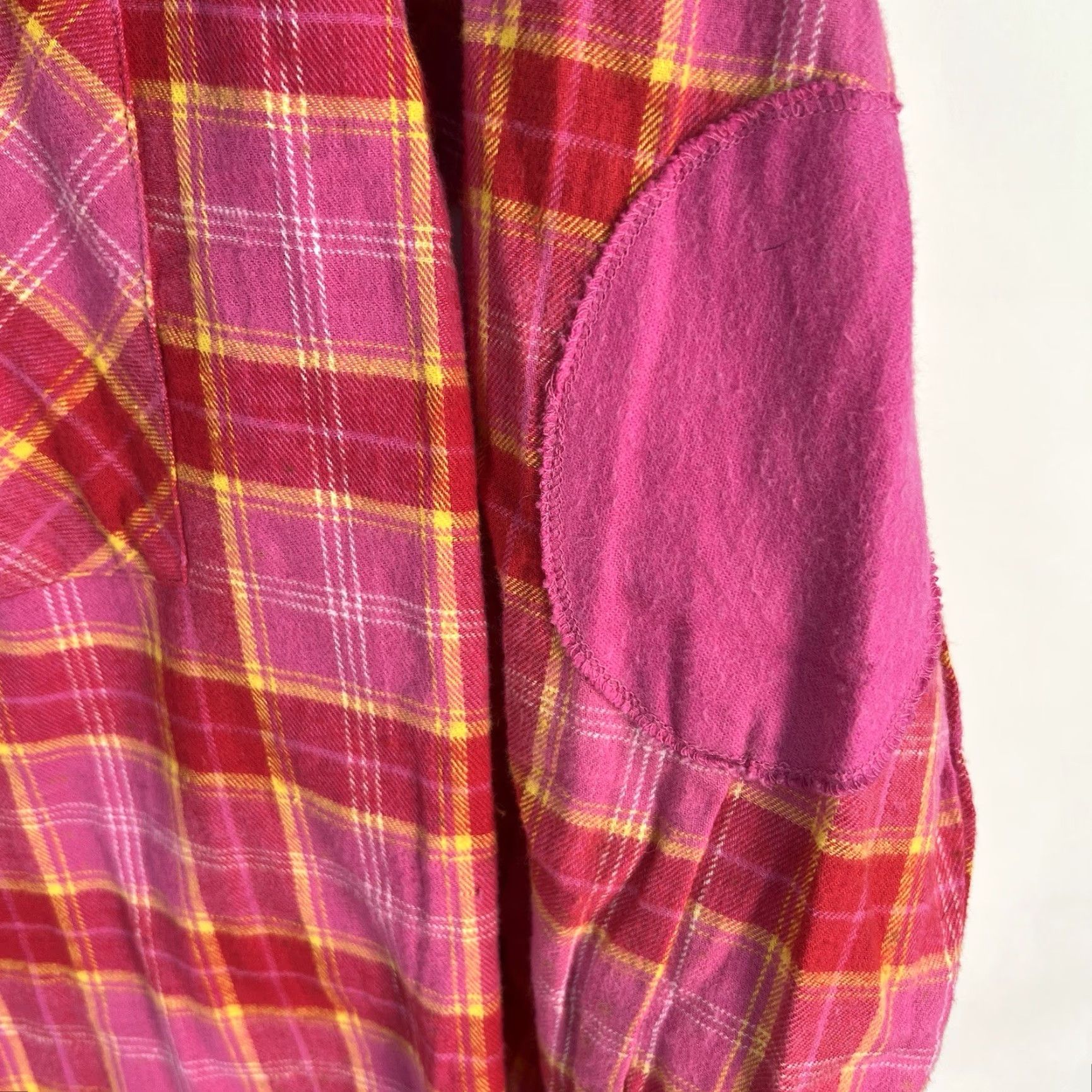 Basic Editions Basic Editions Shirt Women’s Size M Flannel Pink Plaid Button Long Sleeve NWT Size M / US 6-8 / IT 42-44 - 3 Thumbnail