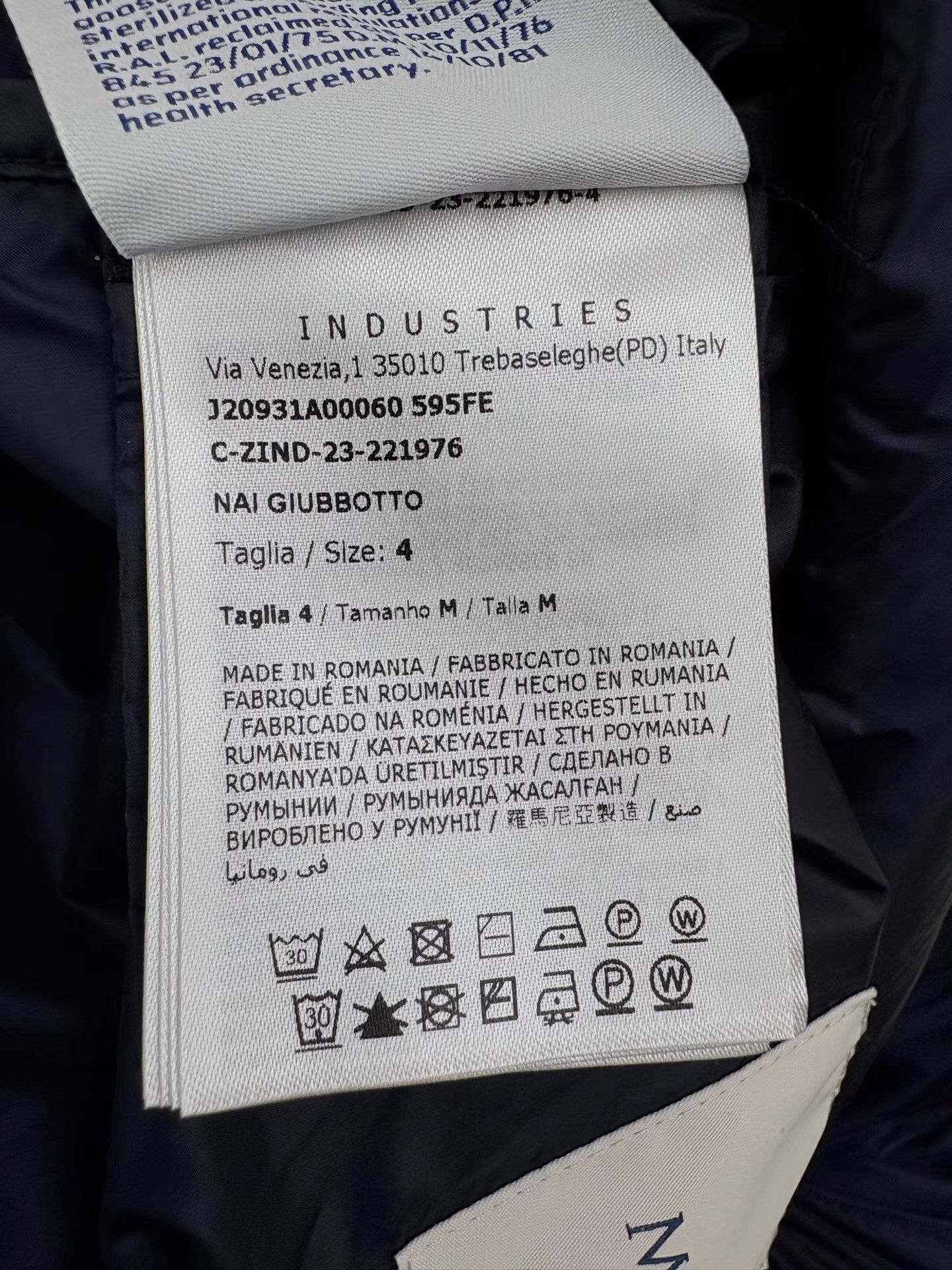 Moncler MONCLER NAI Goose Down Vest Size US XL / EU 56 / 4 - 4 Thumbnail