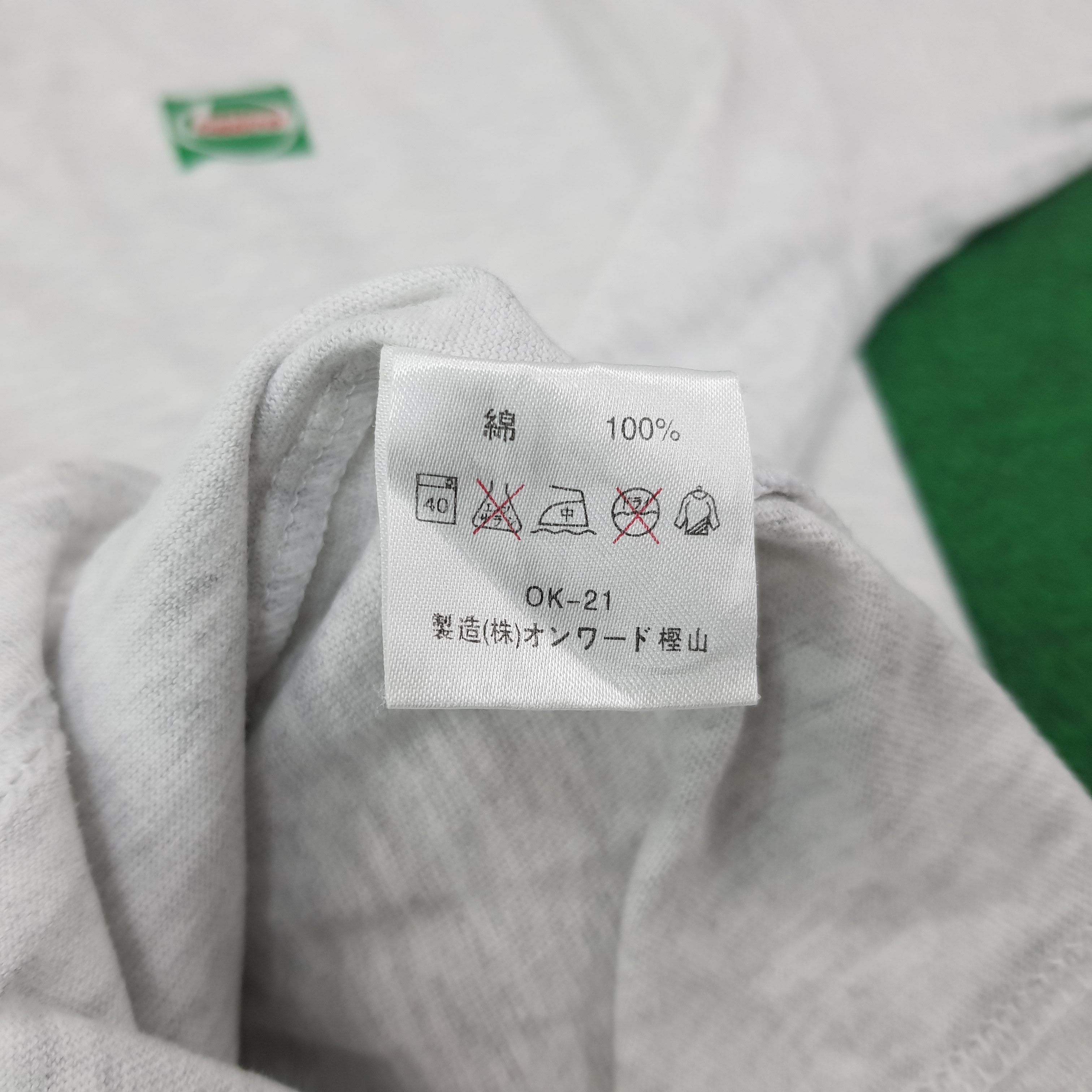 Vintage Vintage Castrol Racing Motorsports Tshirt C223N70 Size US L / EU 52-54 / 3 - 6 Thumbnail