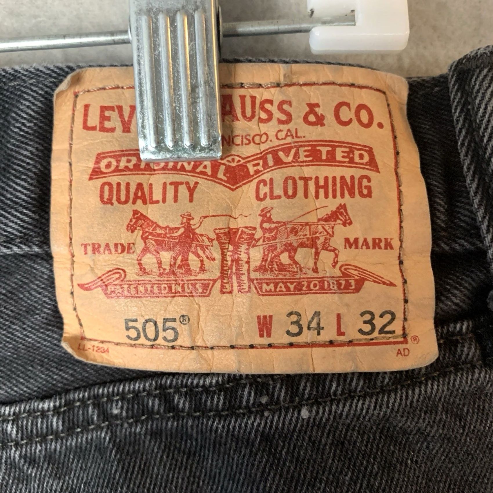 Levi's Levi's 505 Jeans Mens 34X32 Black Denim Straight Fit 5-Pocket Regular Waist Old School Cowboy Rock Grunge Punk 80s Casual Sportswear Size US 34 / EU 50 - 5 Thumbnail
